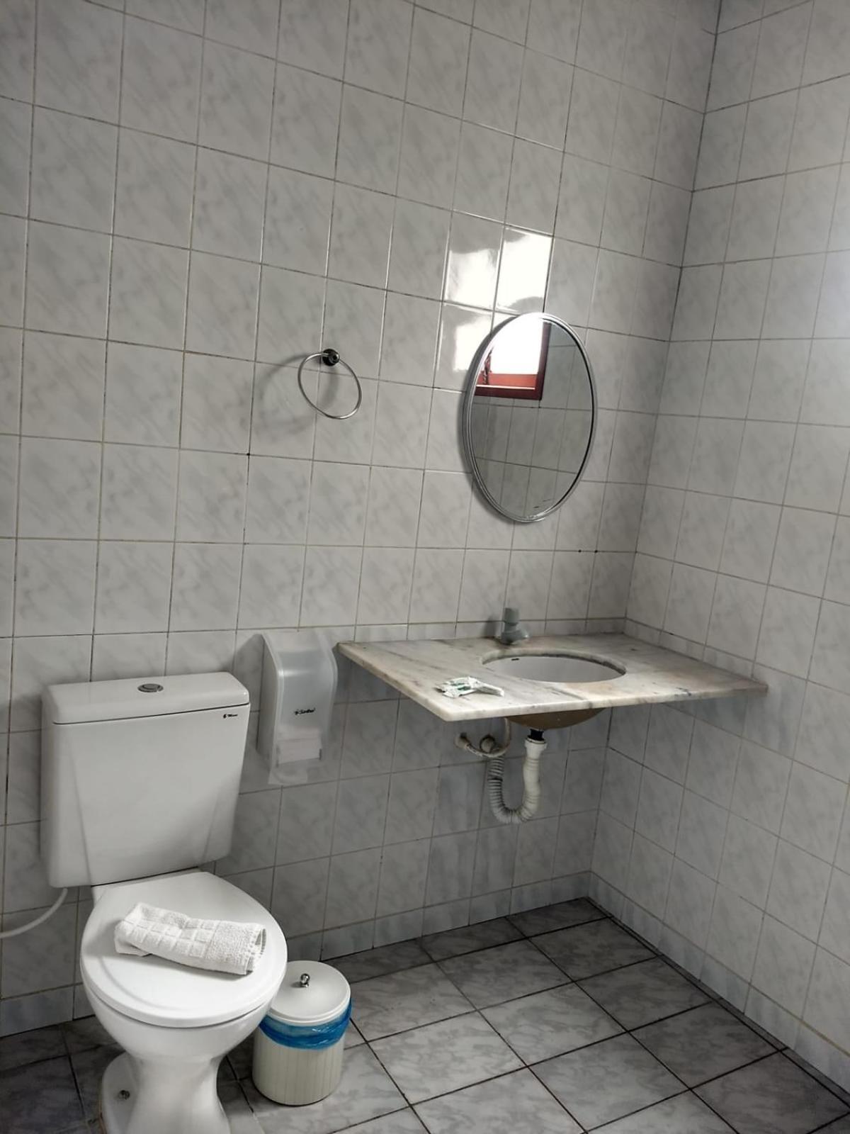 Double Room - Photo 7