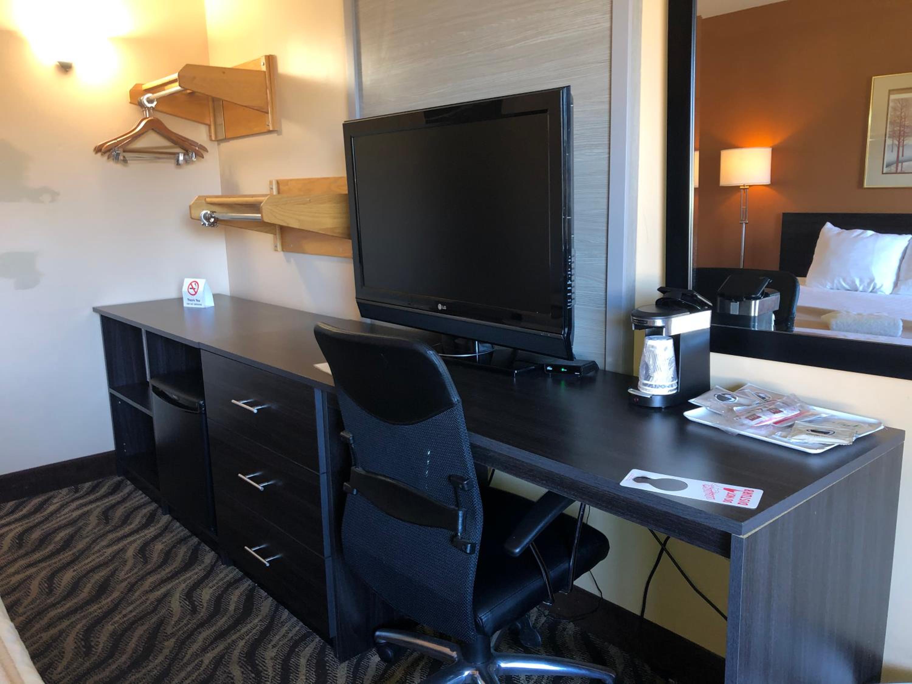 Queen Room with Two Queen Beds - Disability Access