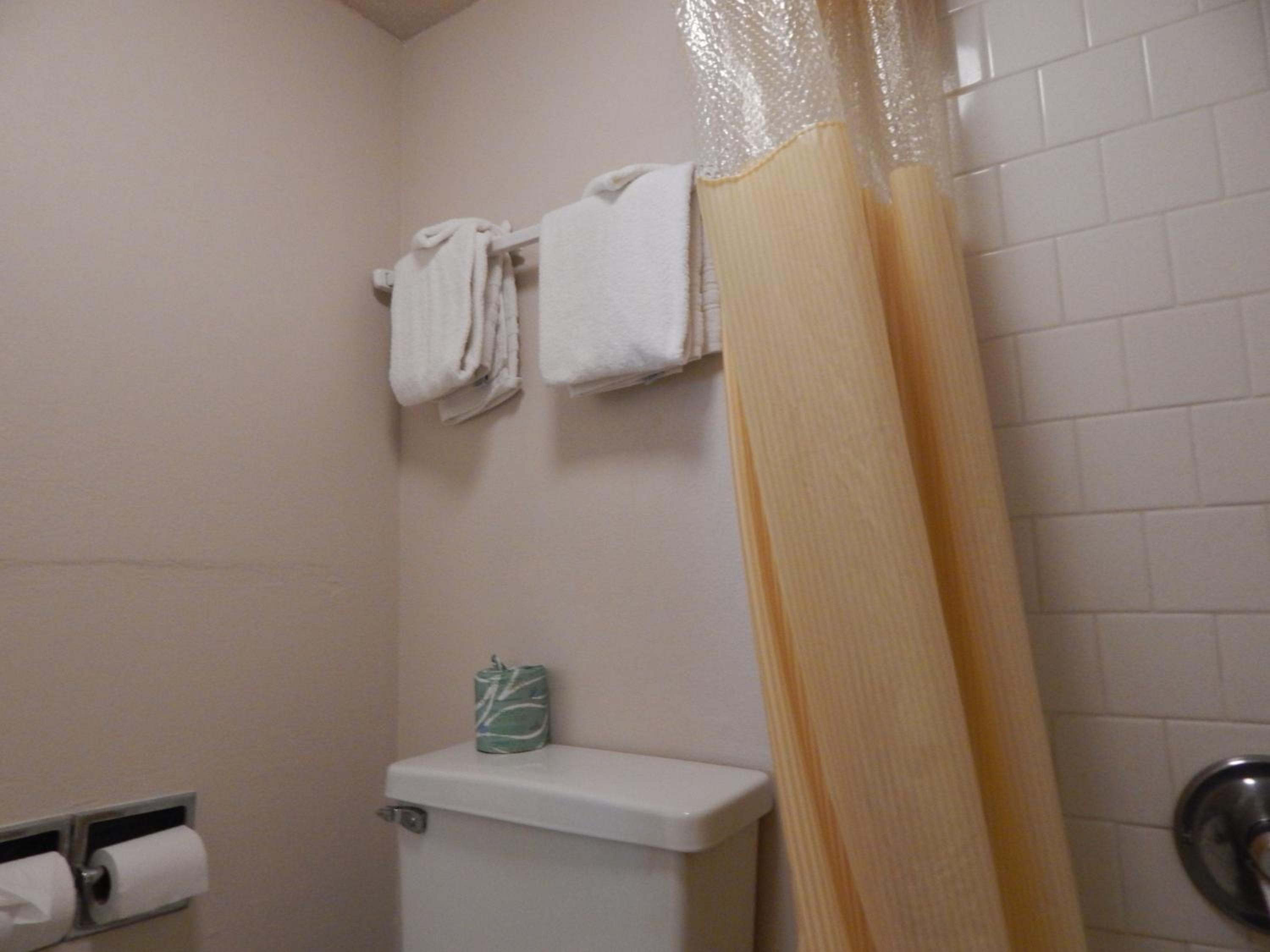 Double Room with Two Double Beds - Non-Smoking photo 2