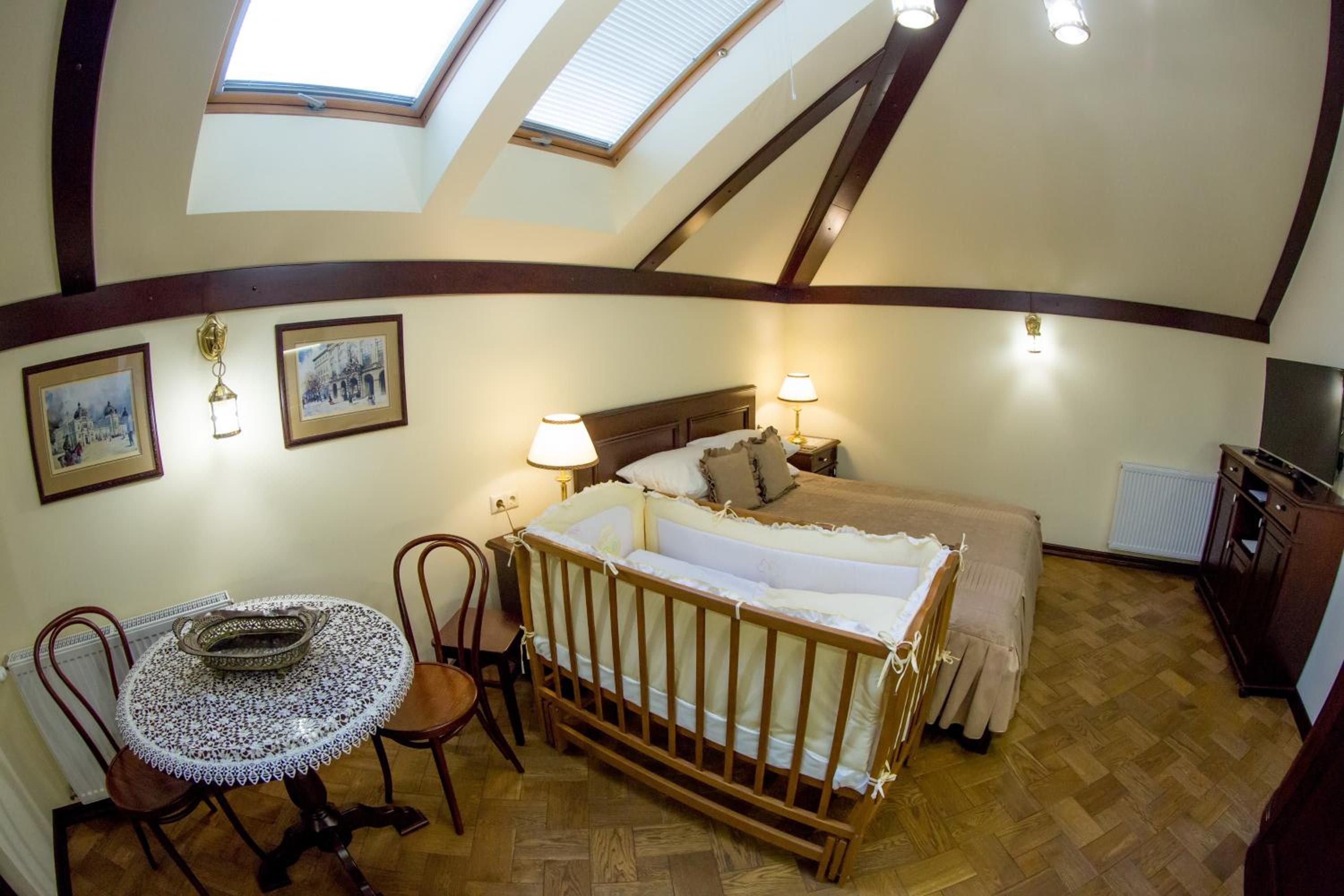 Loft photo 2