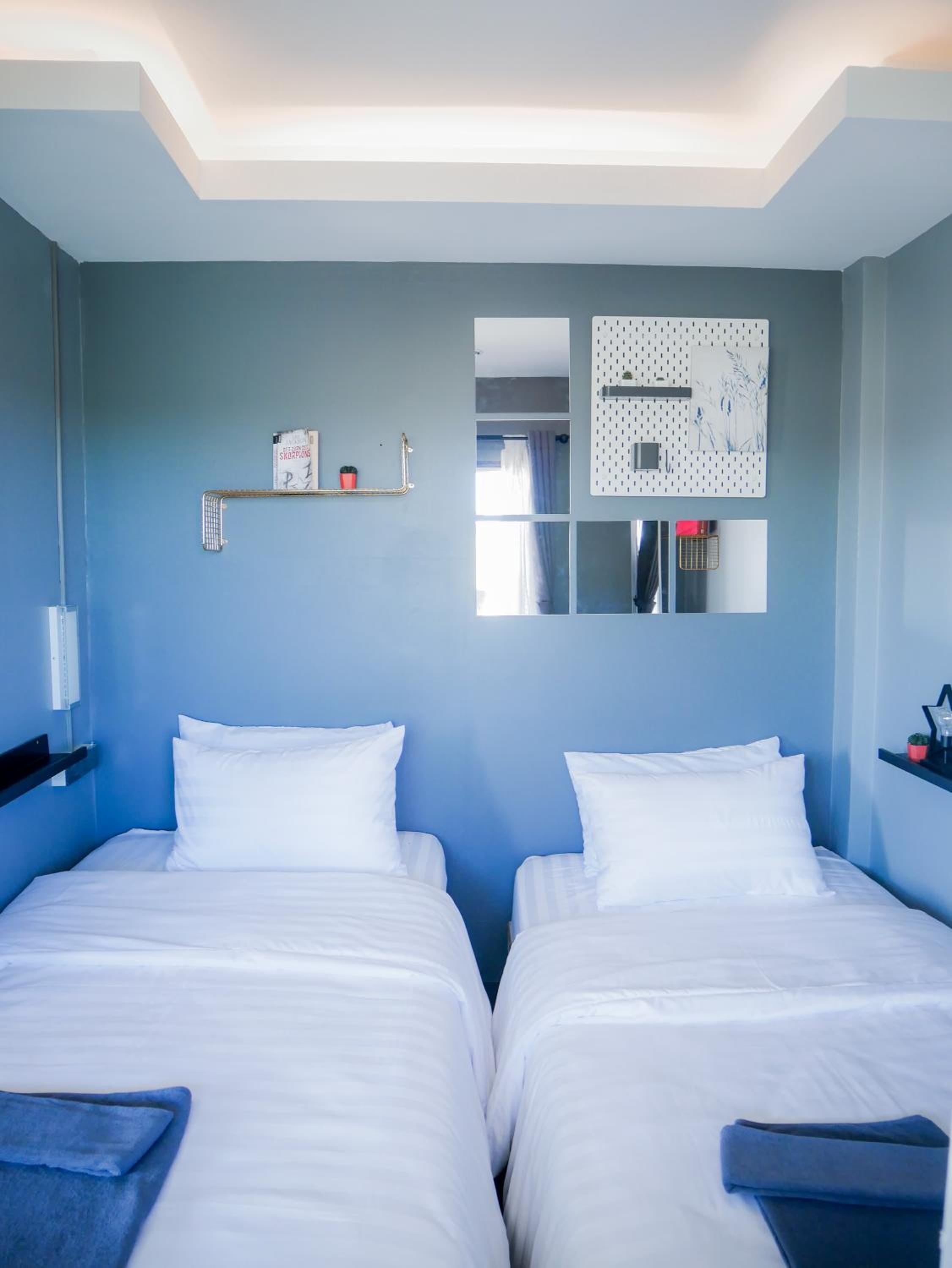 Standard Twin Room - Photo 1