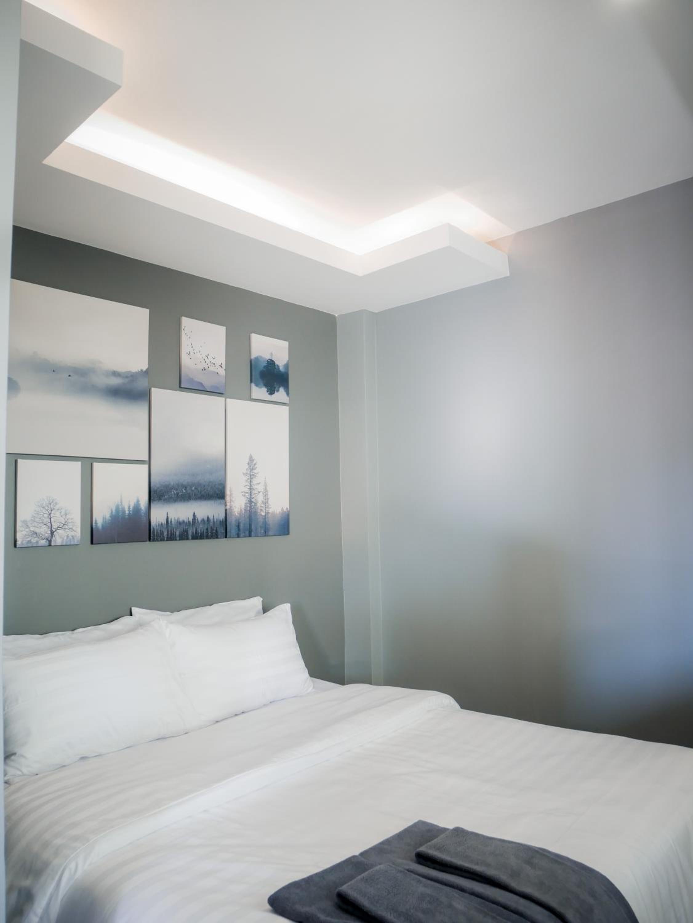 Standard Double Room - Photo 7