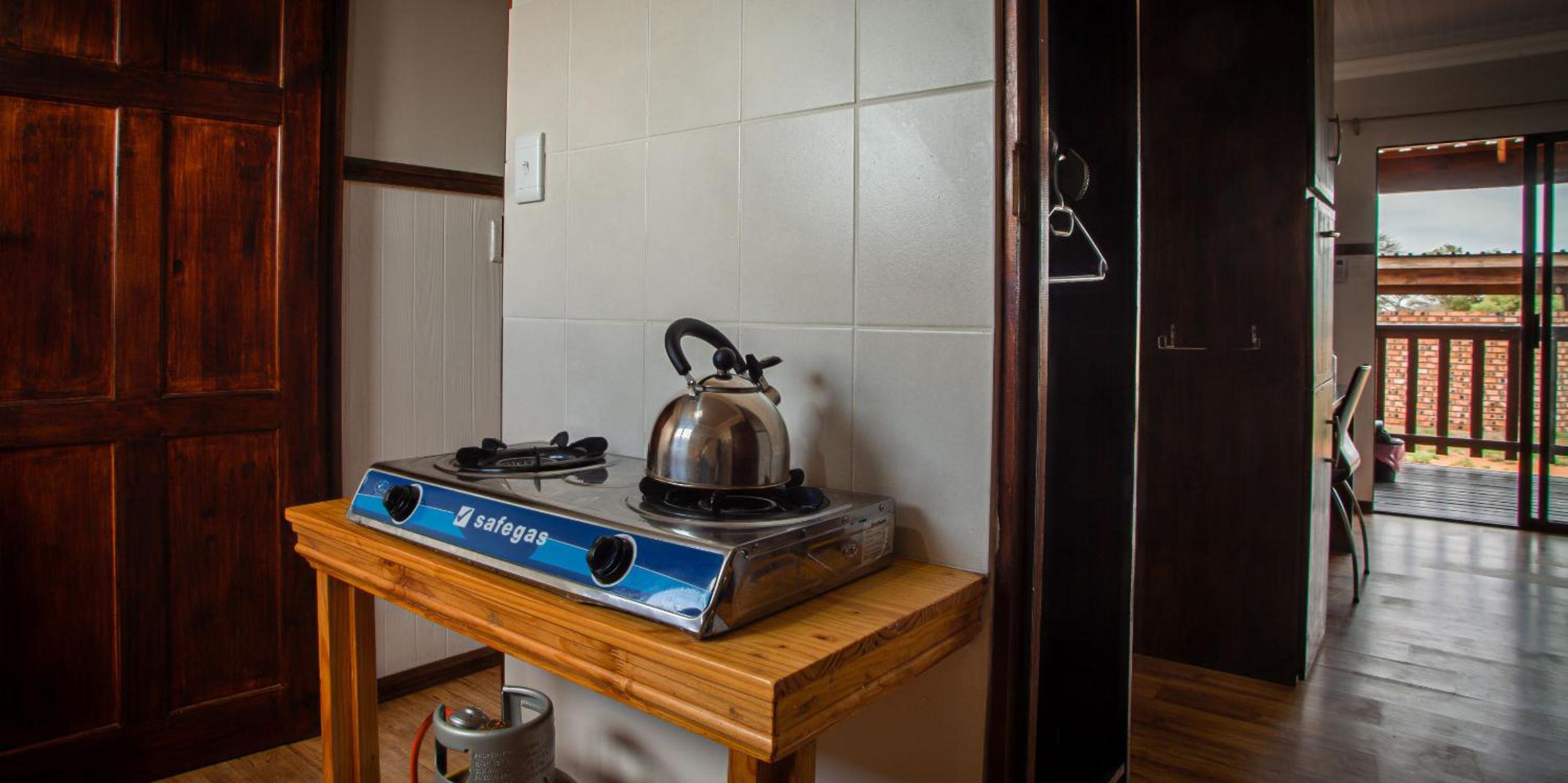 Two-Bedroom House - Photo 29