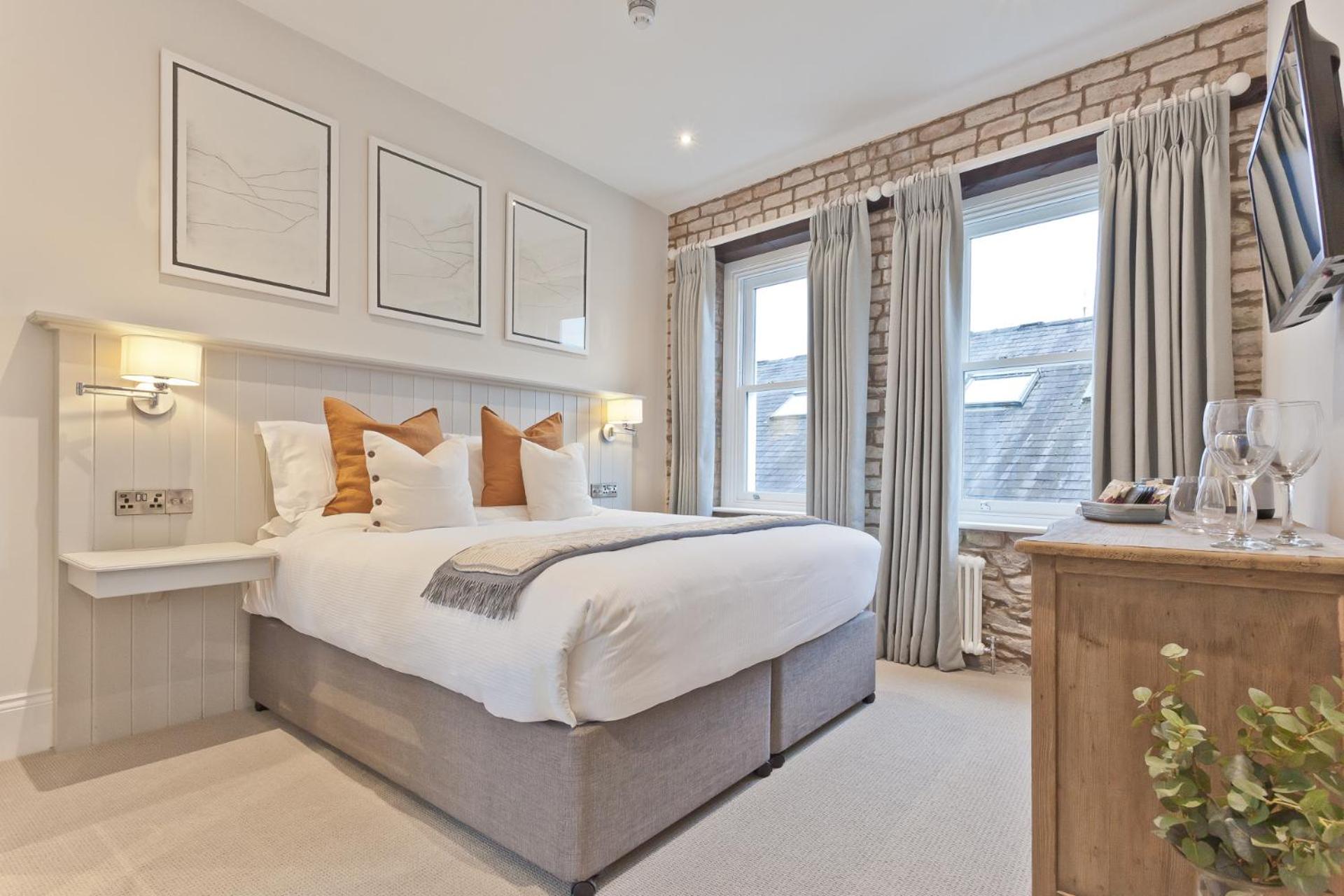 Deluxe King Room photo 3
