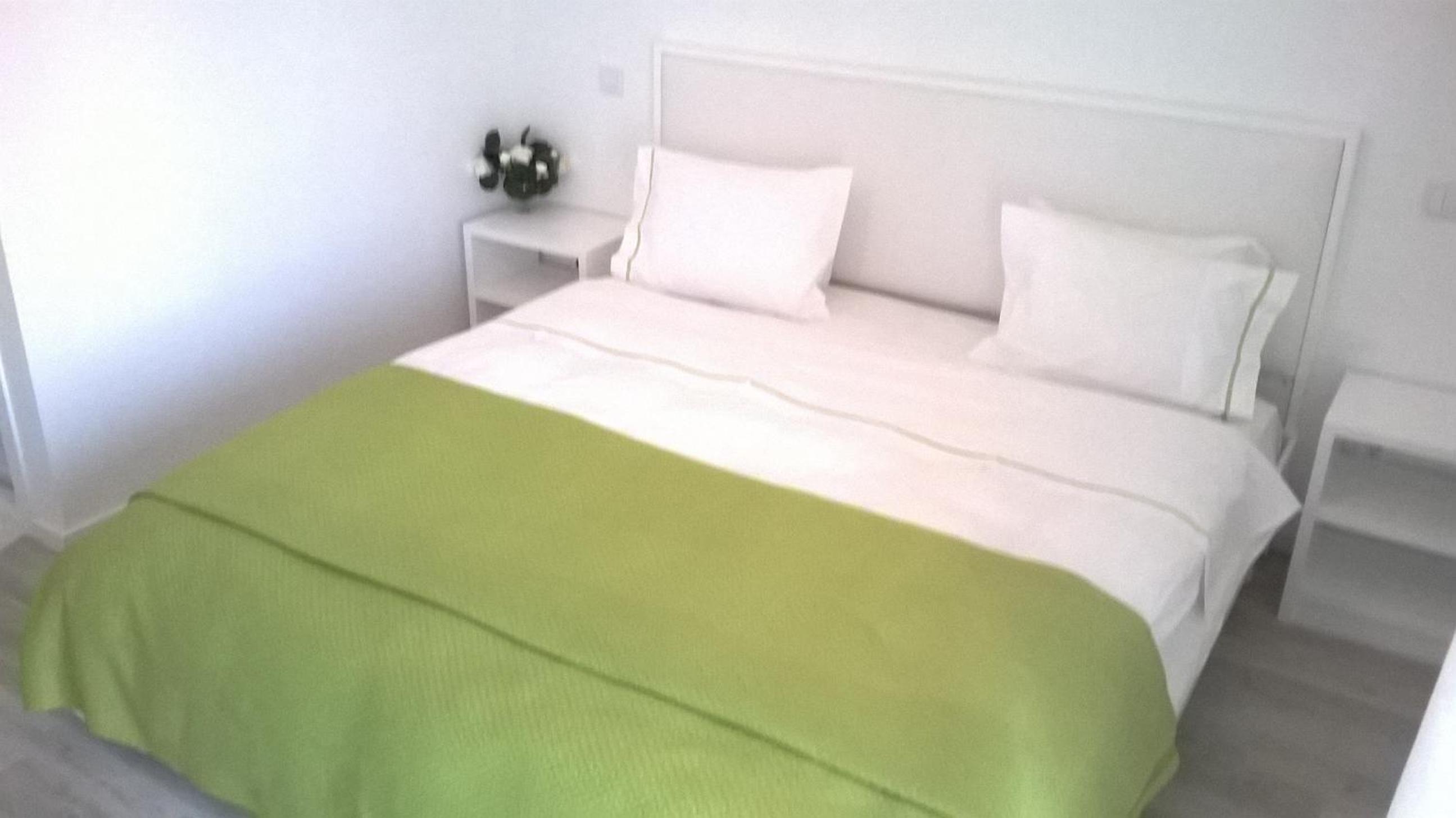 Double or Twin Room - Photo 9