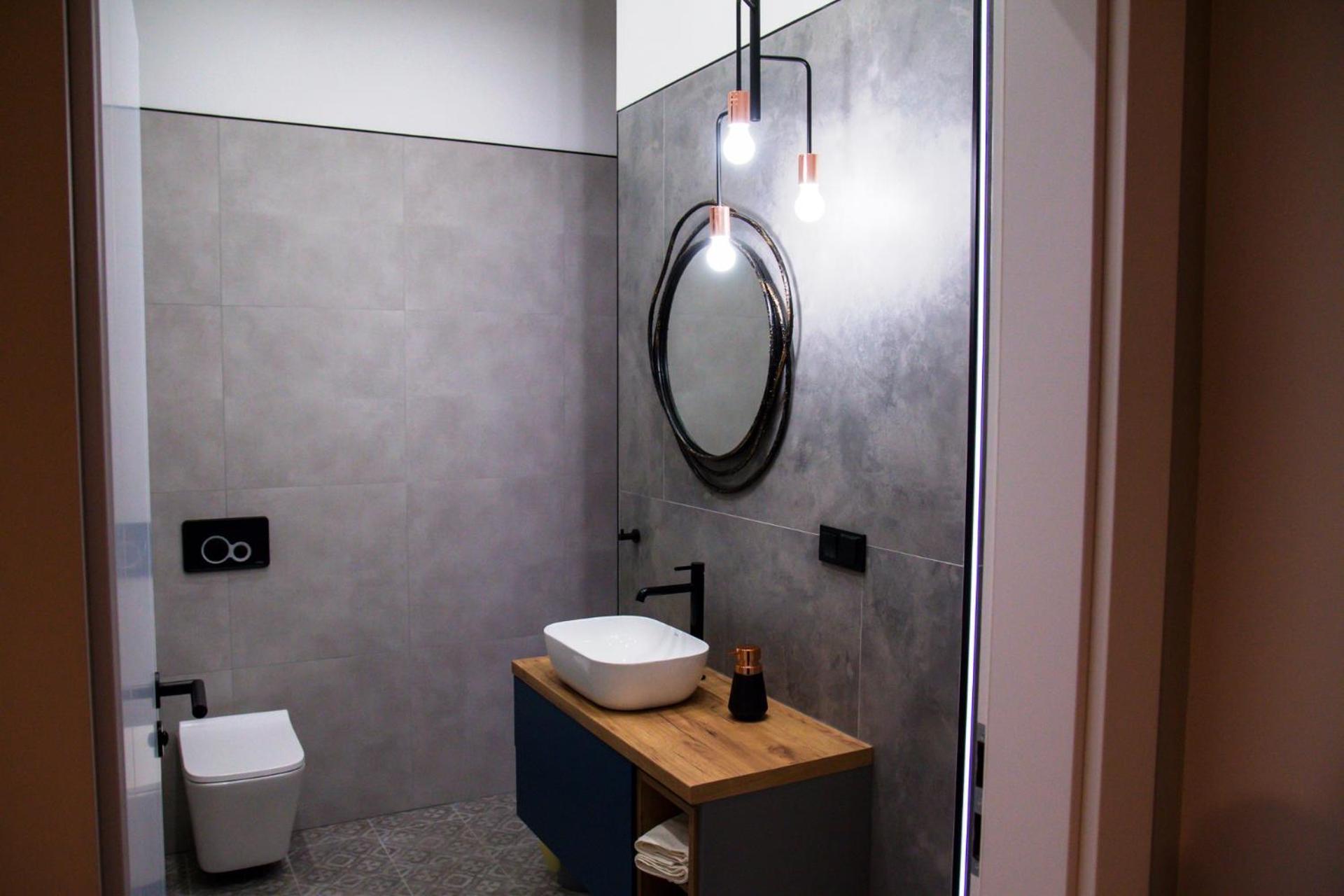 Deluxe Suite - Photo 19
