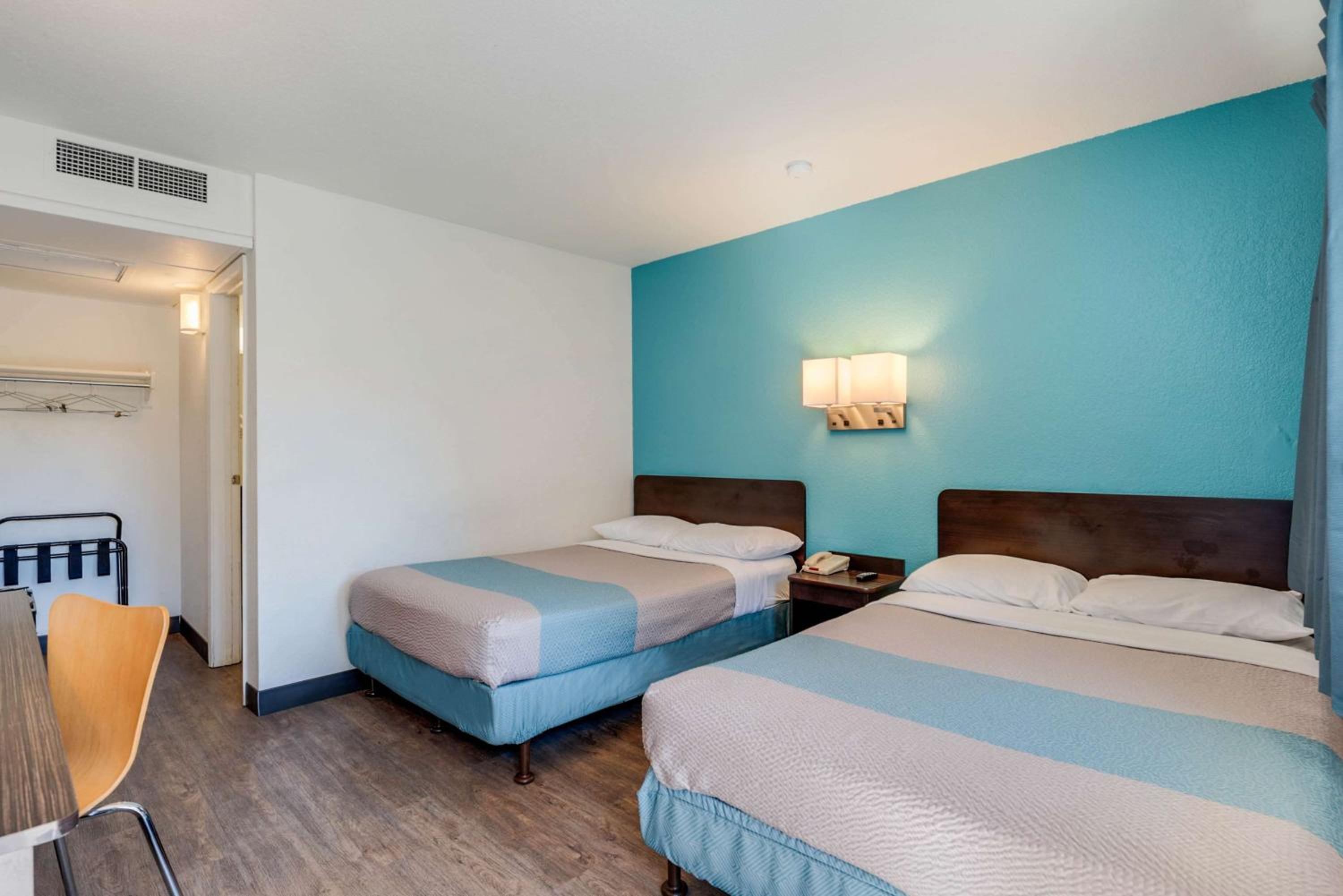 Quadruple Room photo 3