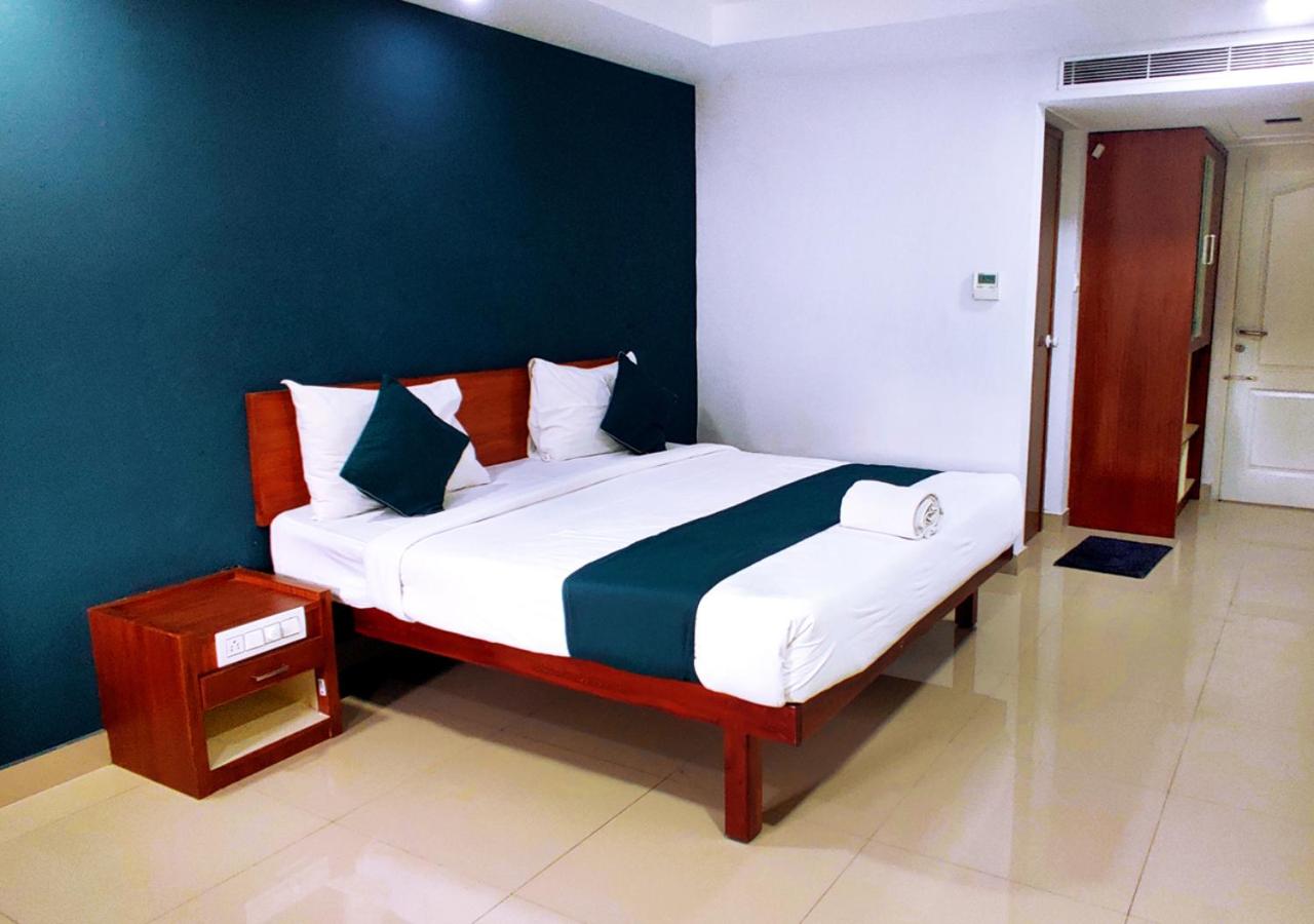 Deluxe Double Room - Photo 17