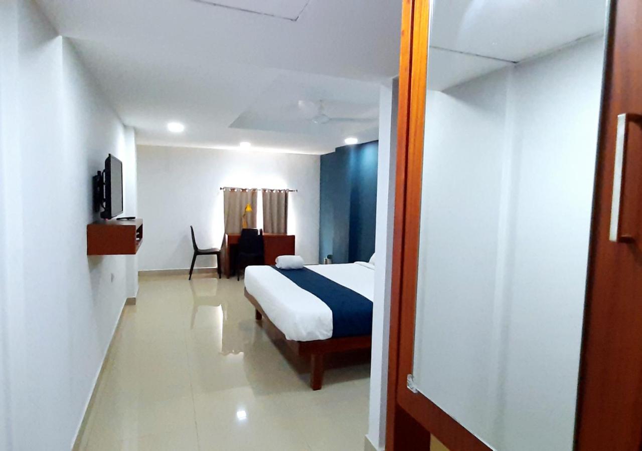 Deluxe Double Room - Photo 19