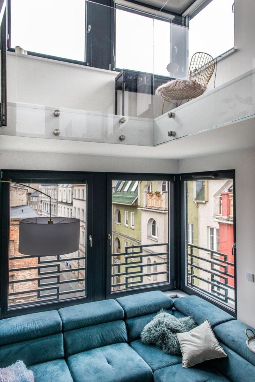 One-Bedroom Apartment - Photo 11