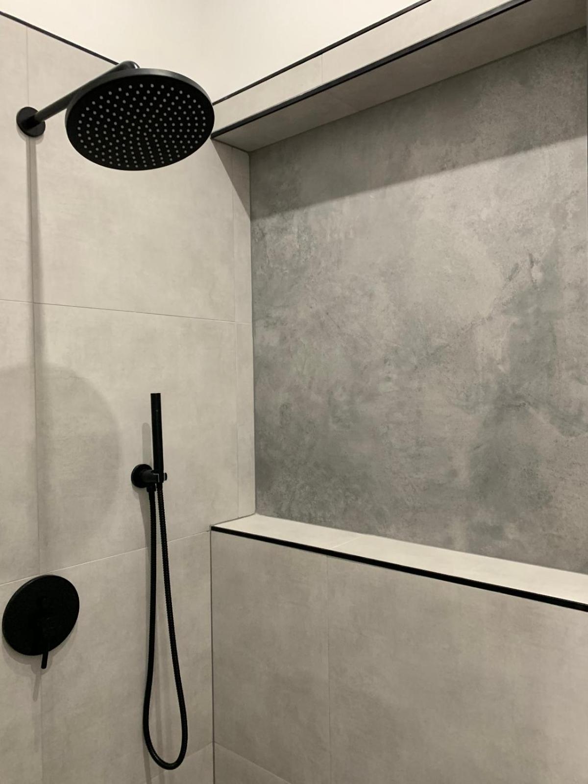 Deluxe Suite - Photo 3