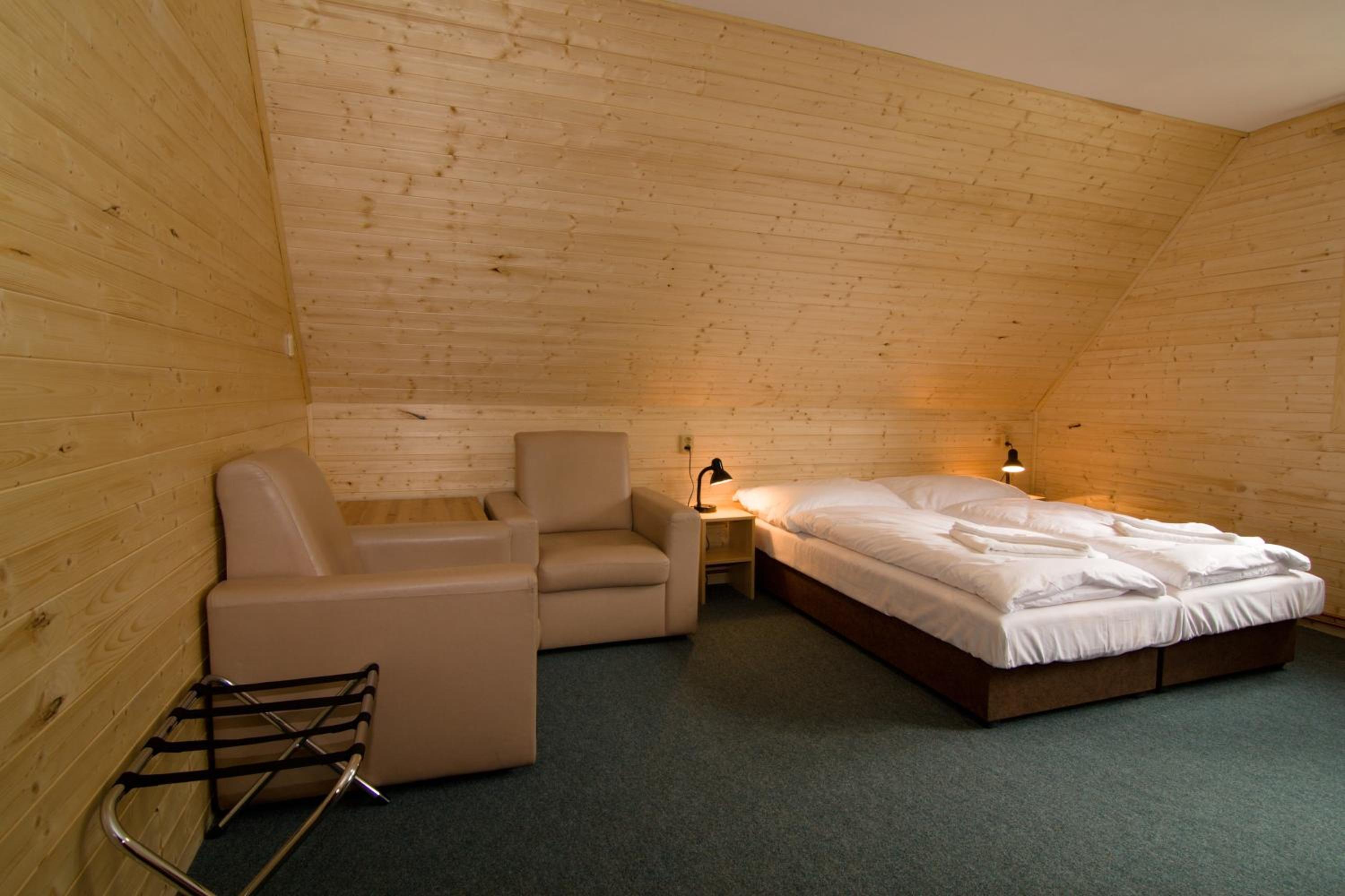 Two-Bedroom Suite photo 2