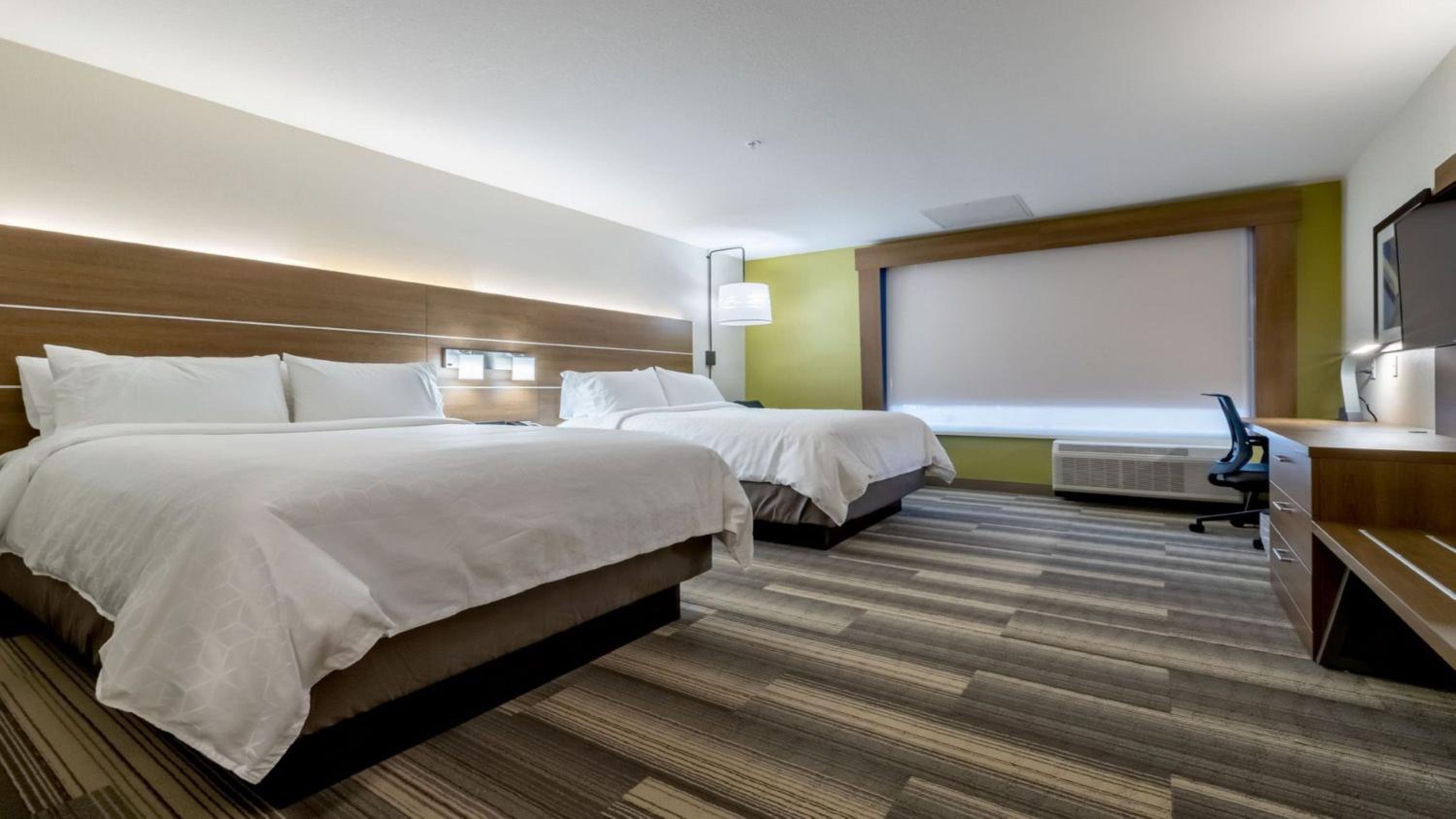 Standard Queen Room with Two Queen Beds - Extra Floor Space - Photo 1