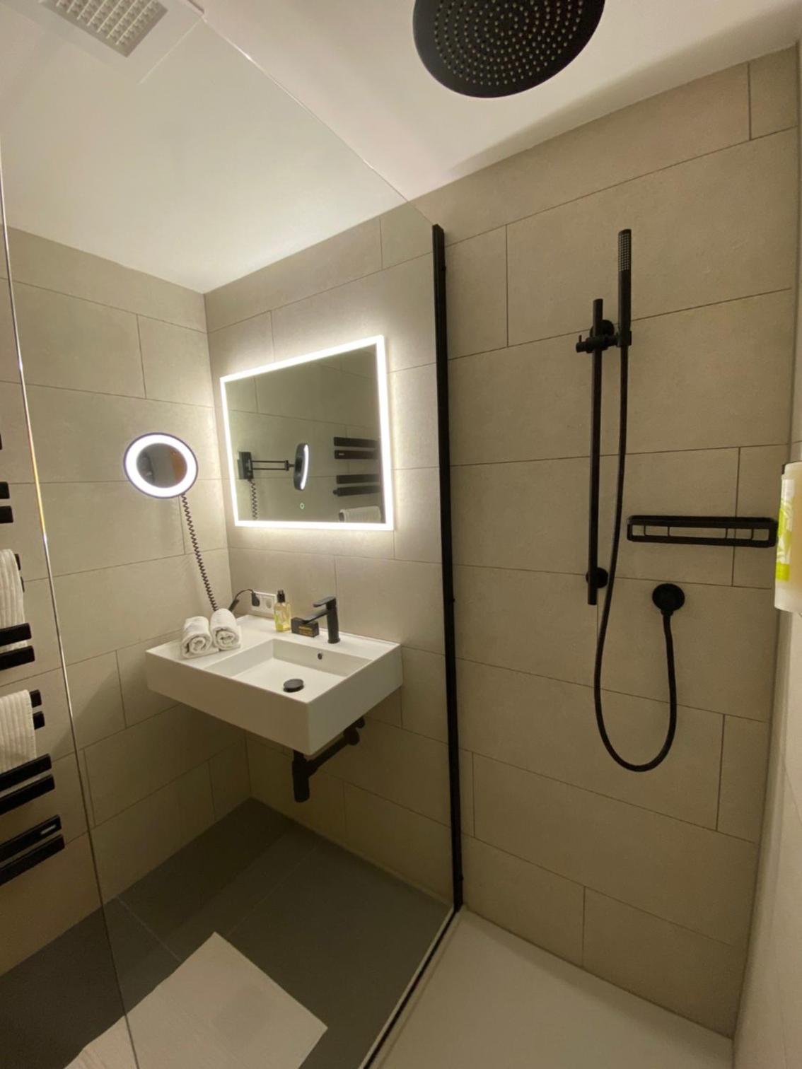 Comfort Double Room - Photo 10