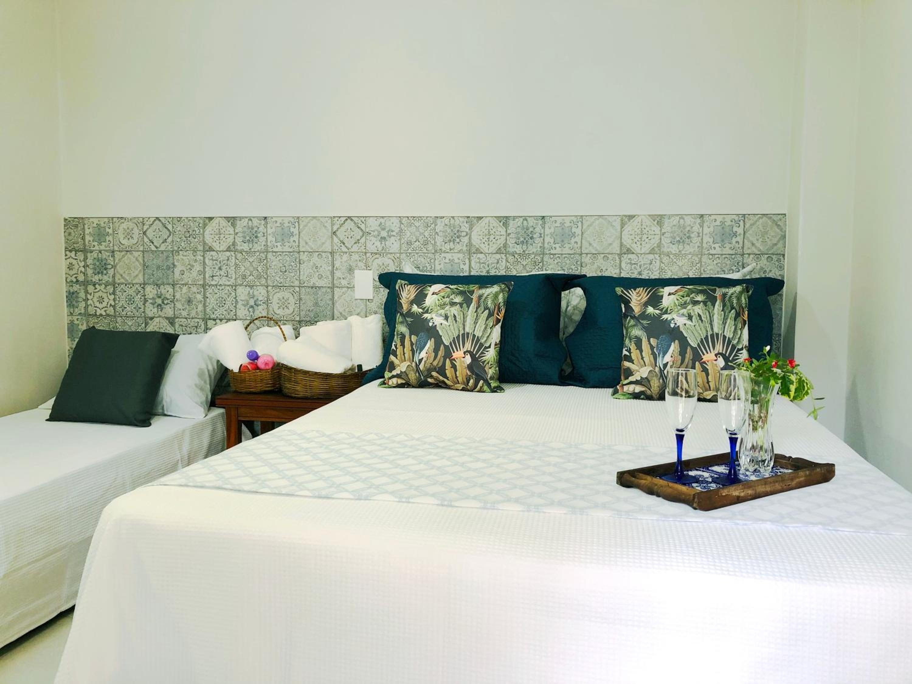 Triple Room with Private Bathroom - Photo 8
