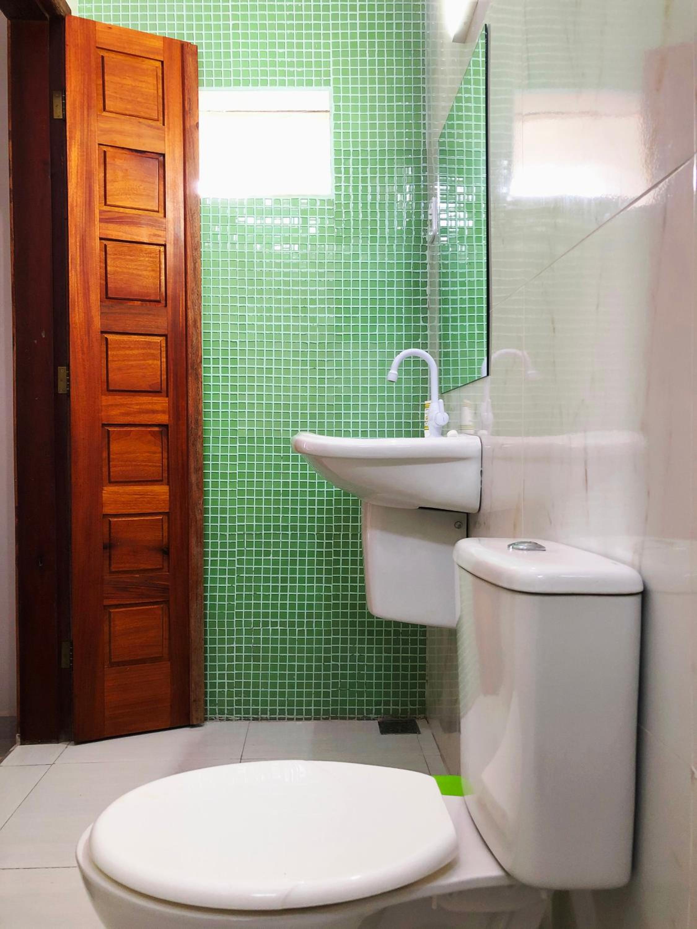 Quadruple Room with Bathroom - Photo 5