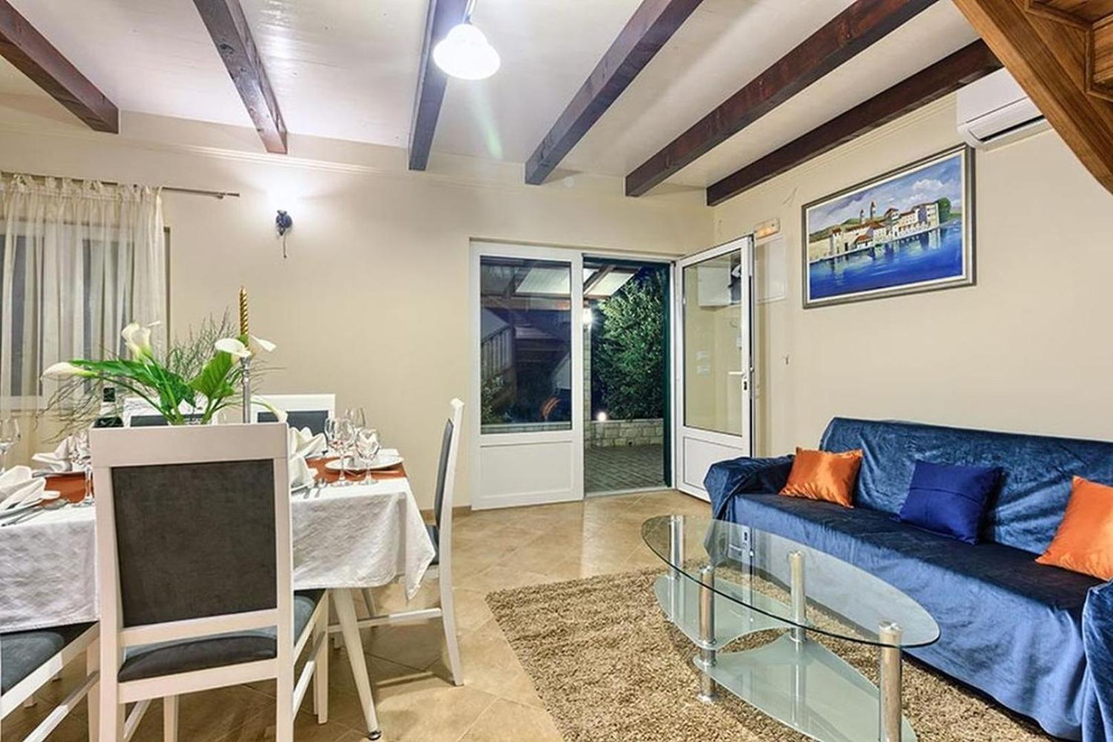 Villa - Beach Front