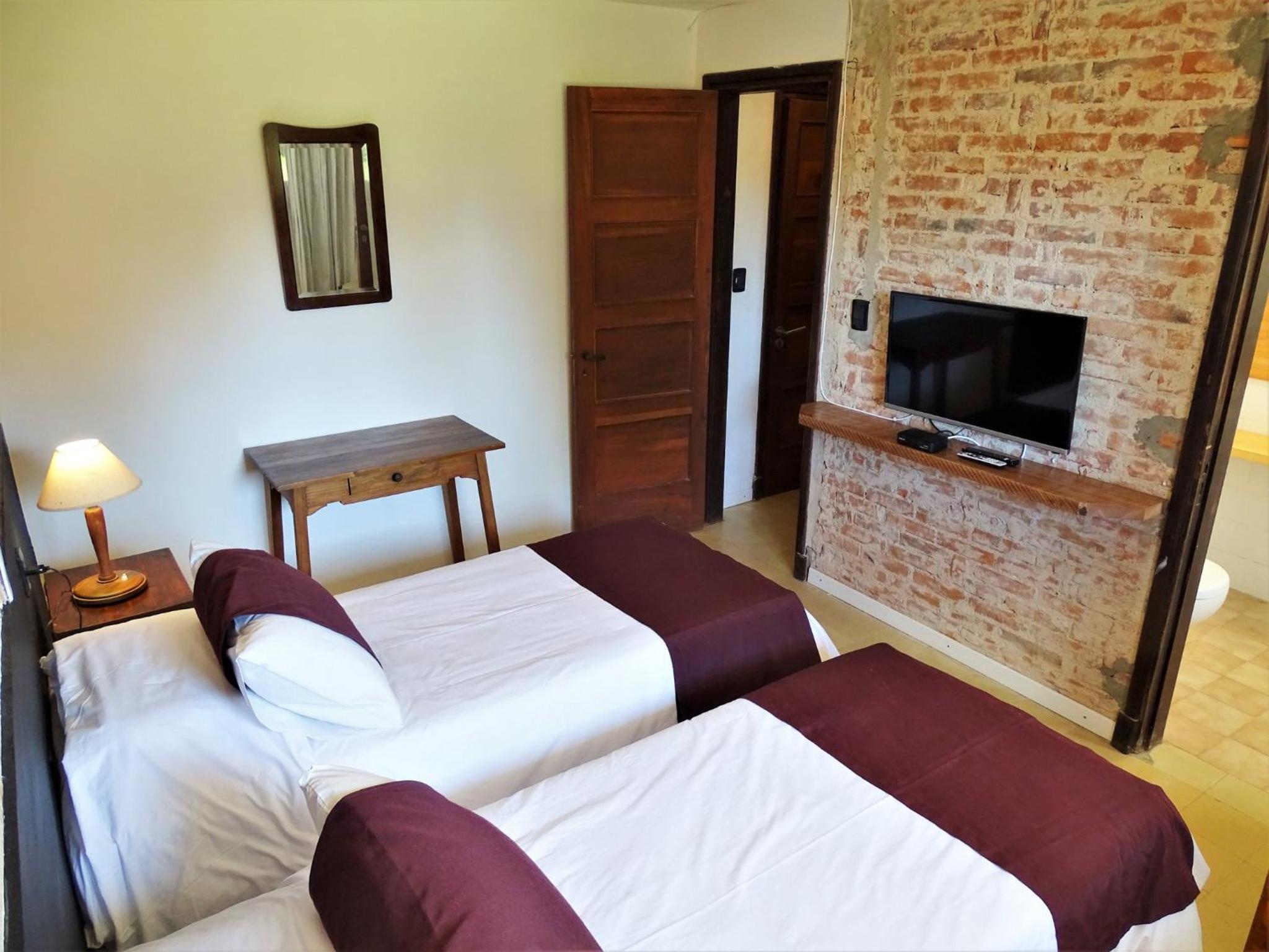 Double or Twin Room photo 2