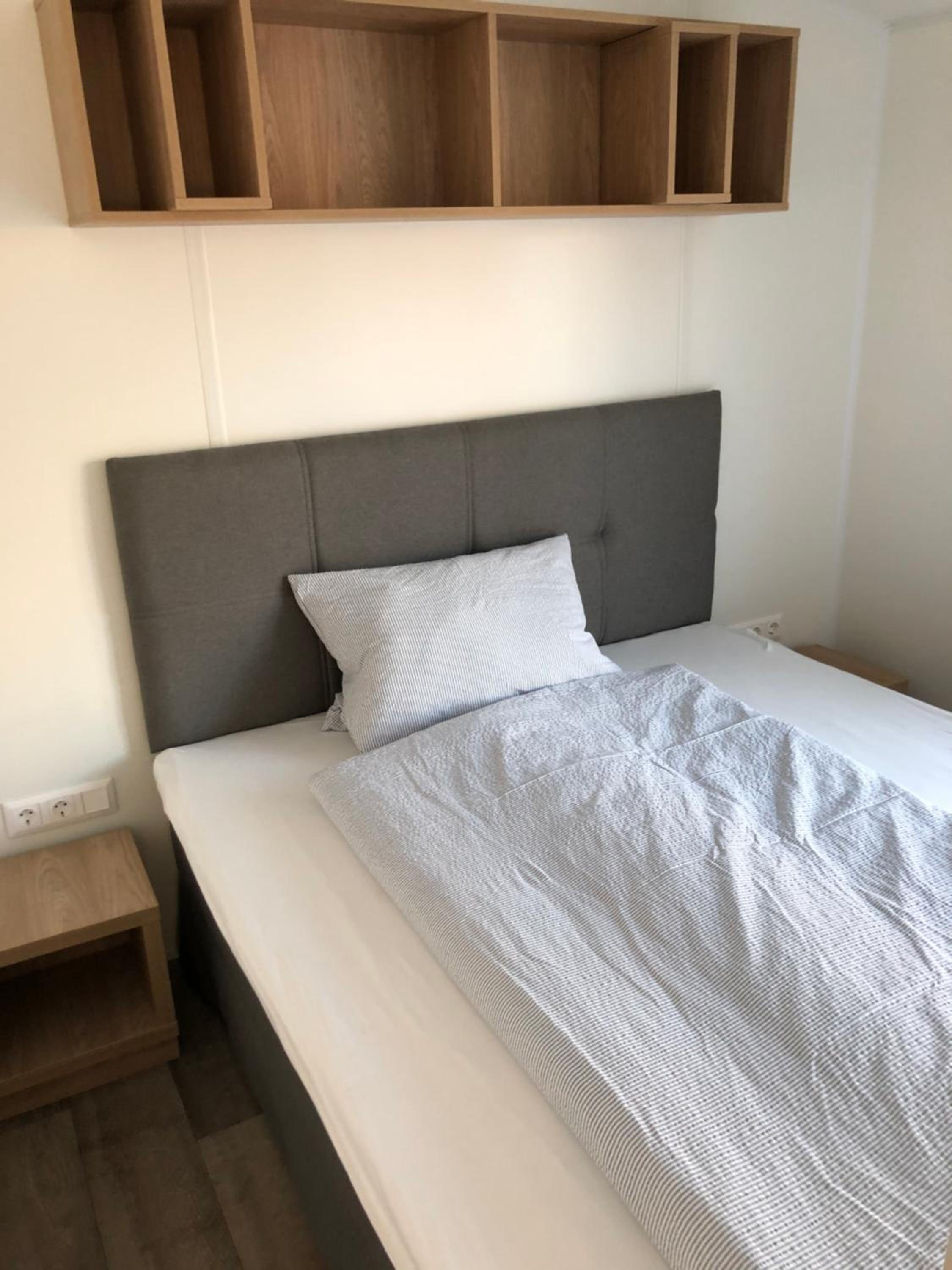 One-Bedroom Apartment - Photo 16