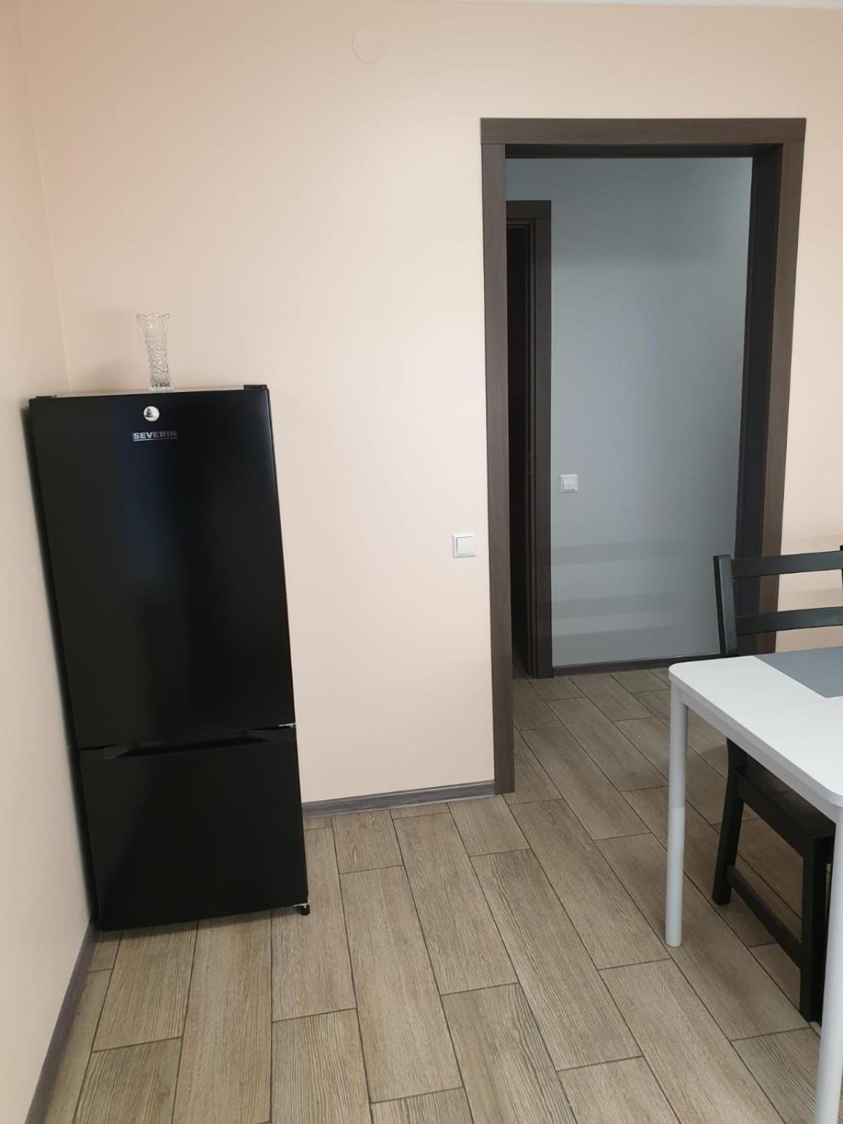 One-Bedroom Apartment - Photo 4