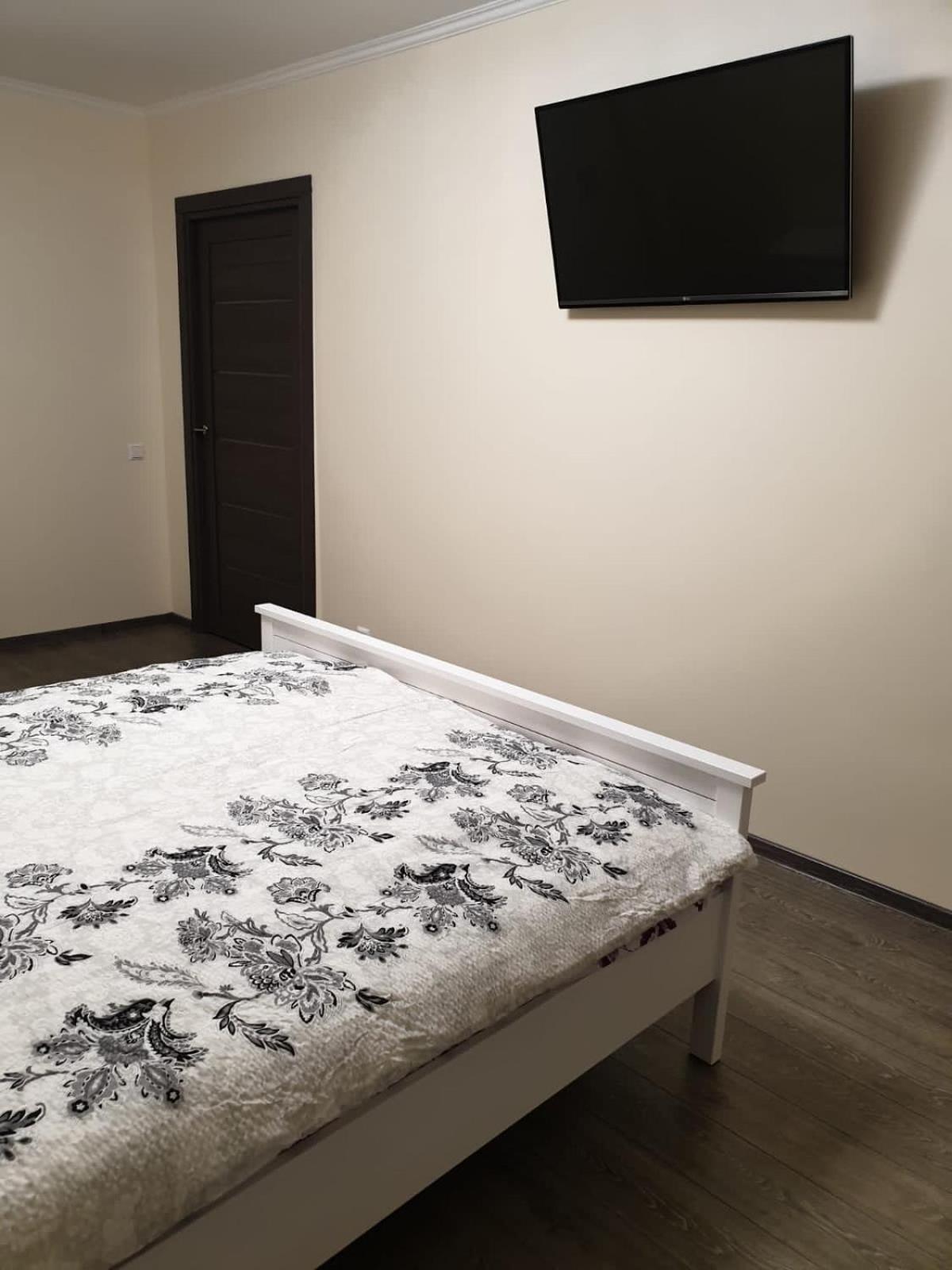 One-Bedroom Apartment - Photo 6