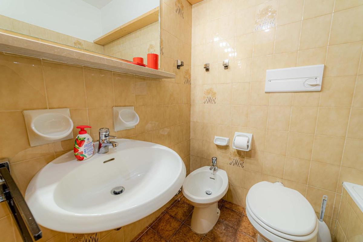 Studio Apartment photo 1