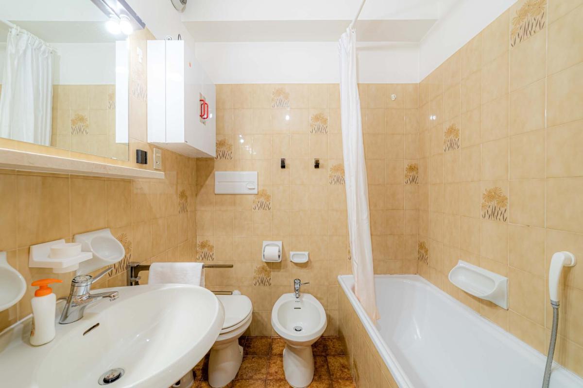 Studio Apartment photo 3