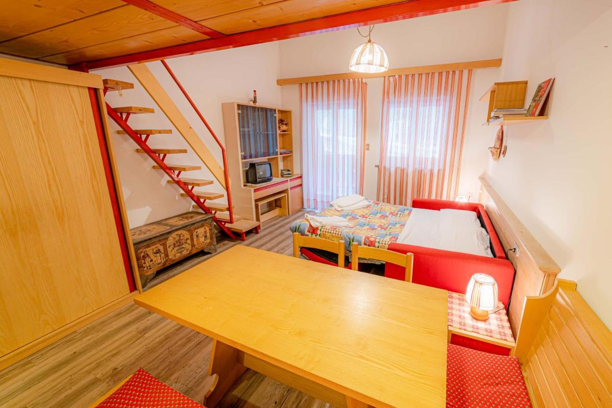 Studio Apartment photo 3