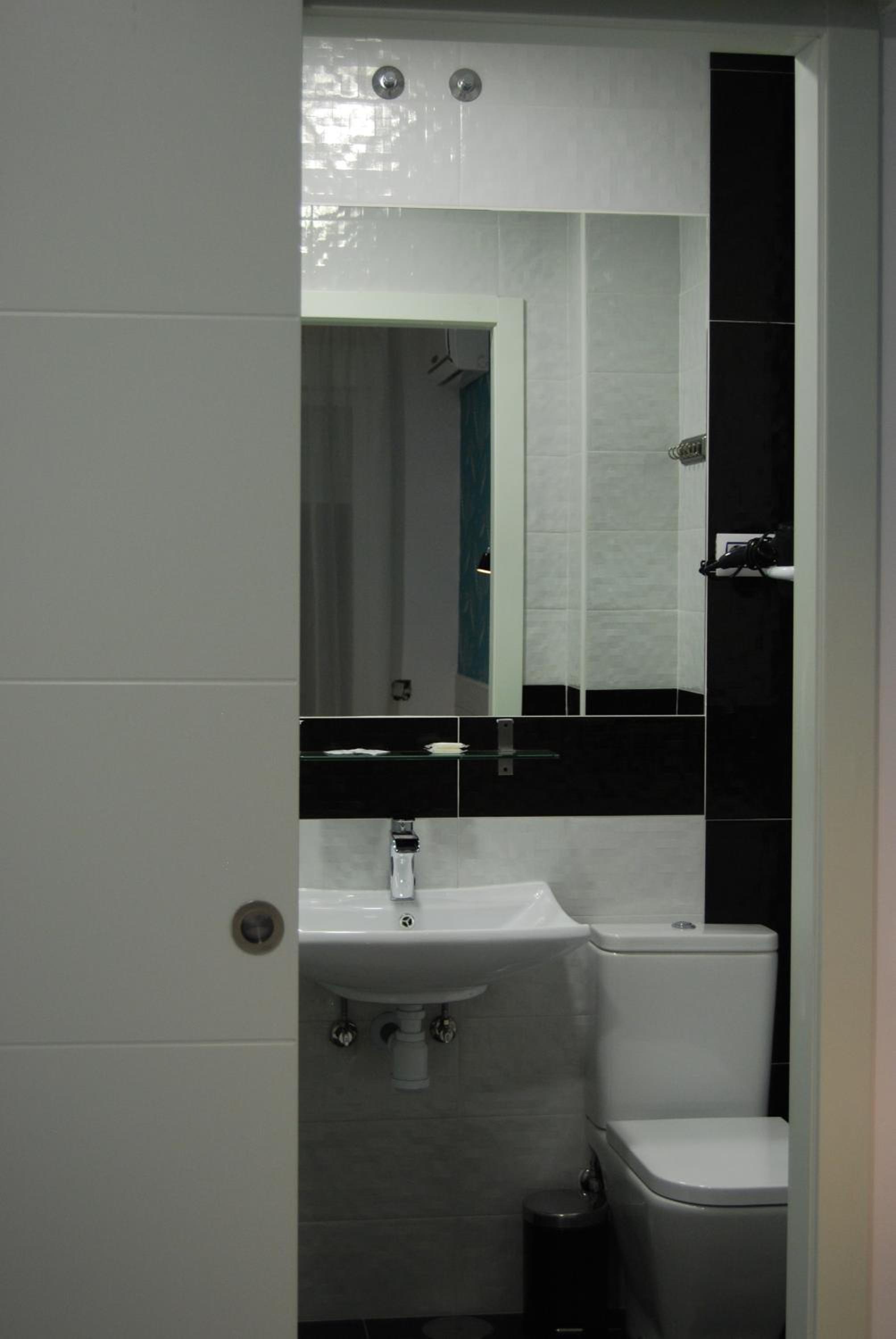 Standard Single Room photo 3