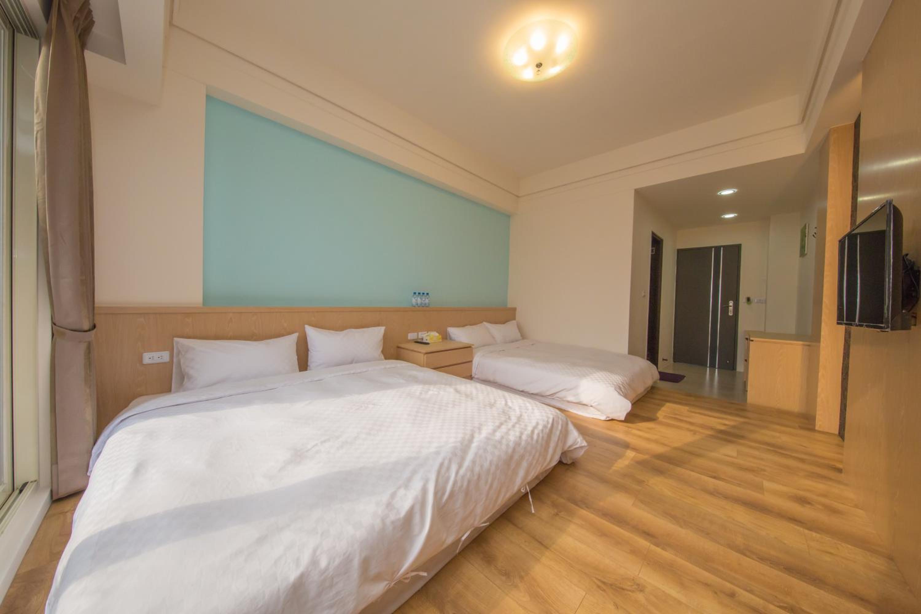 Quadruple Room with Balcony photo 1