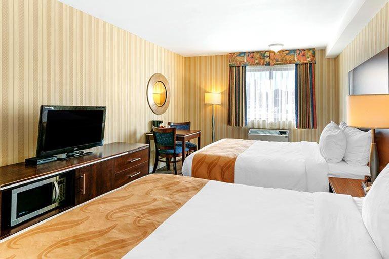 Queen Room with Two Queen Beds - Non-Smoking