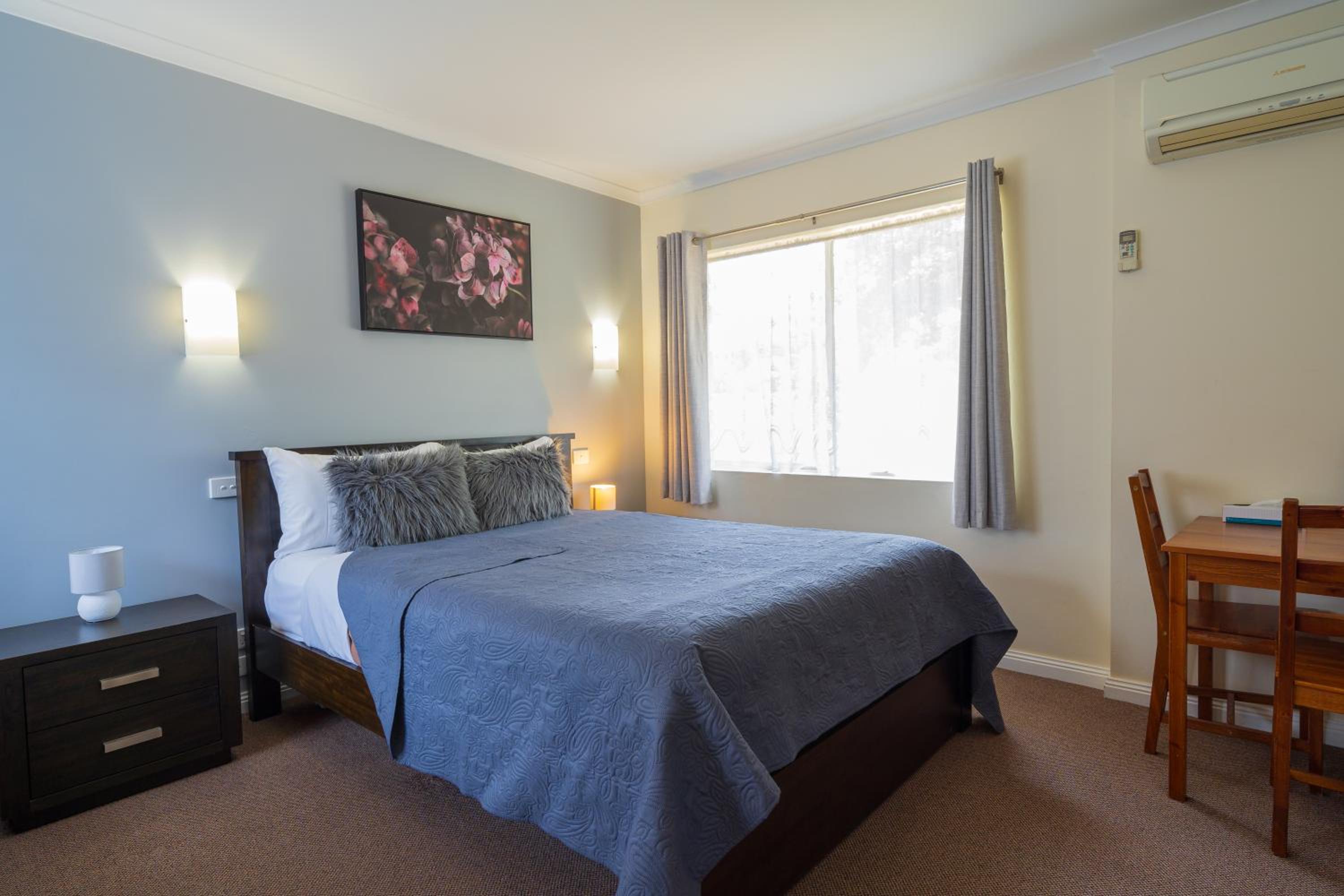 Deluxe Queen Room photo 1
