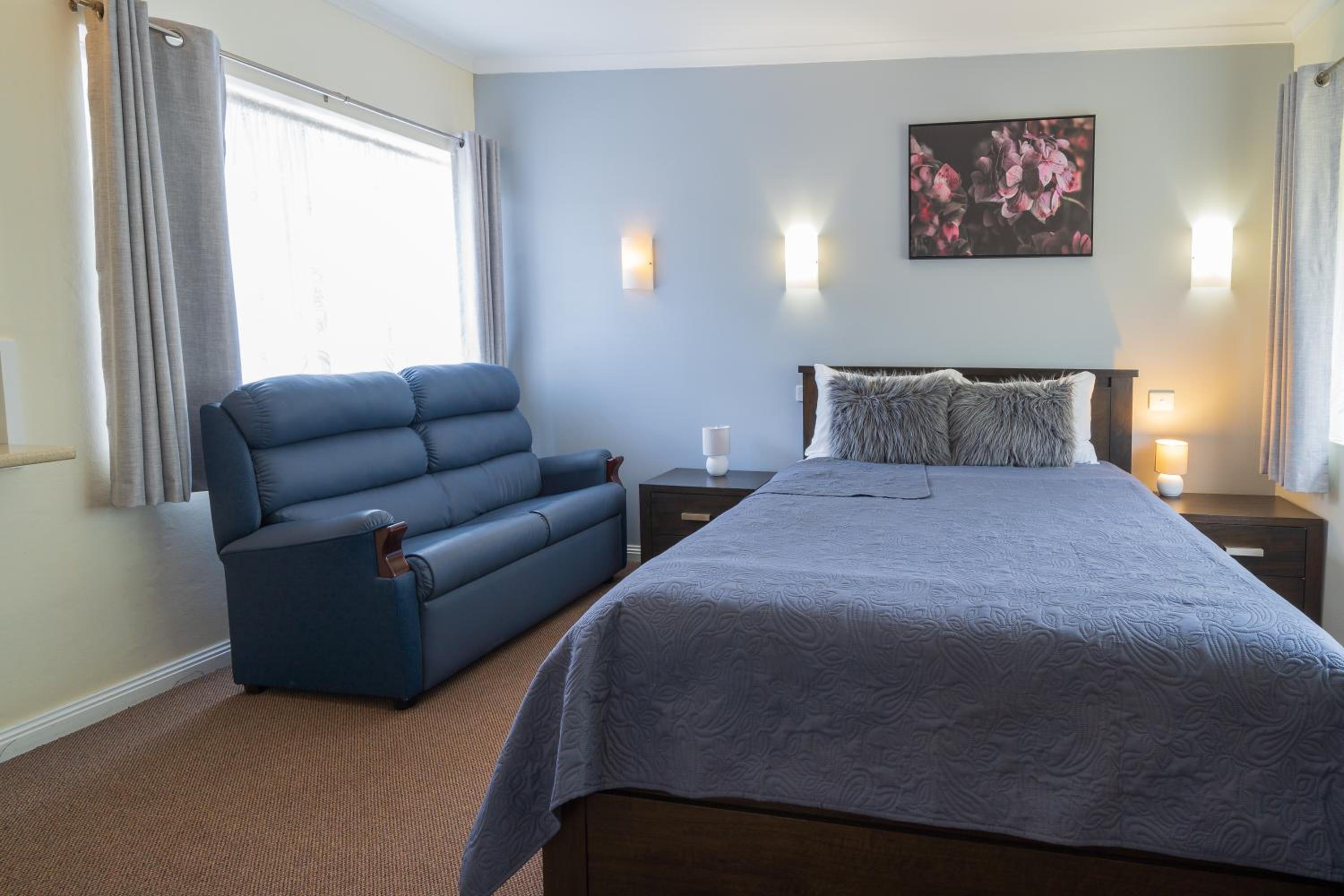 Deluxe Queen Room photo 3