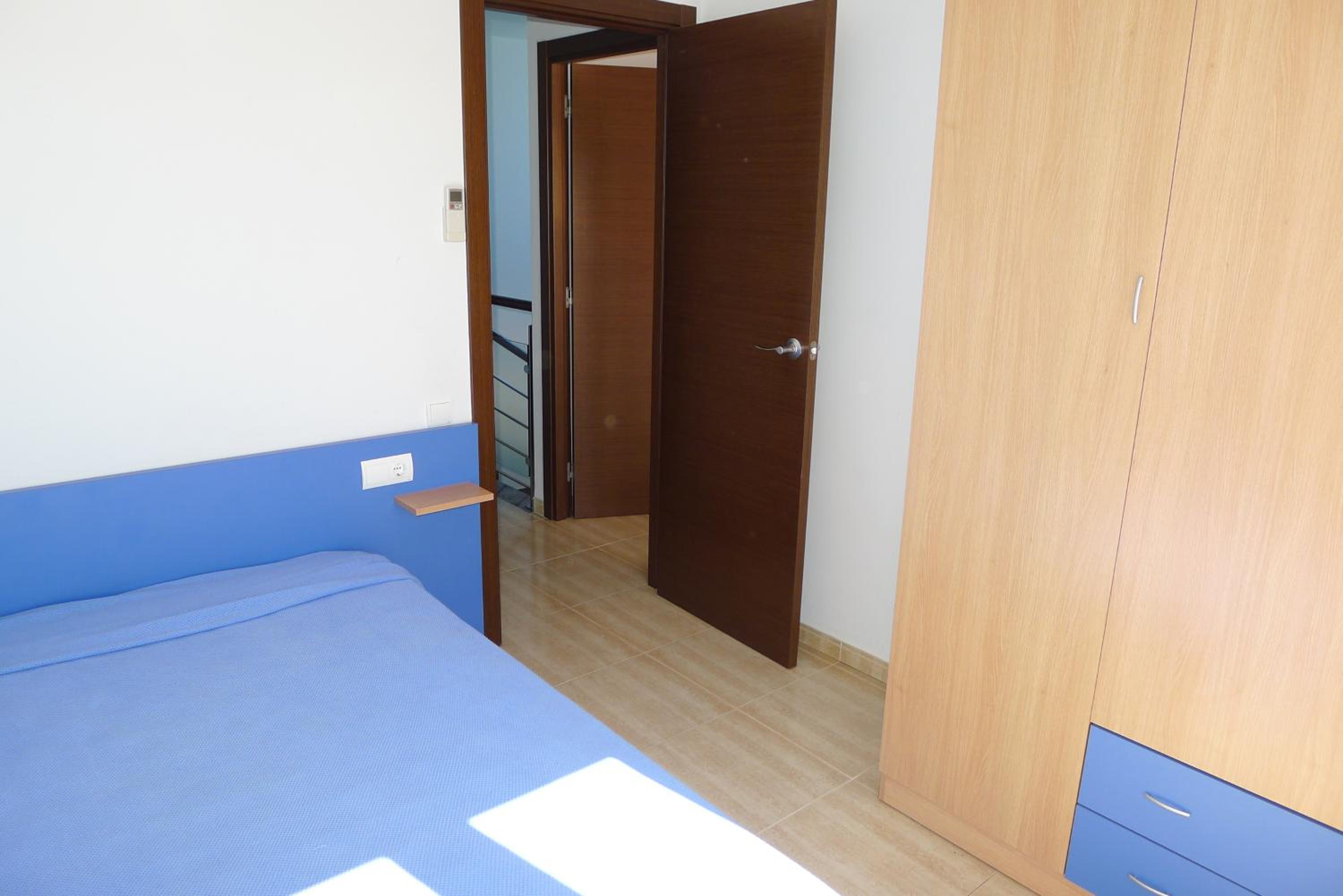Casa de cuatro habitaciones