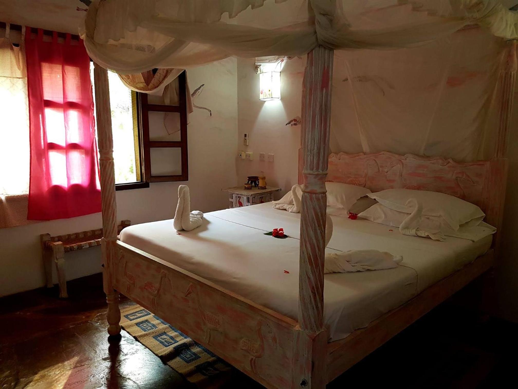 Triple Room - Photo 12