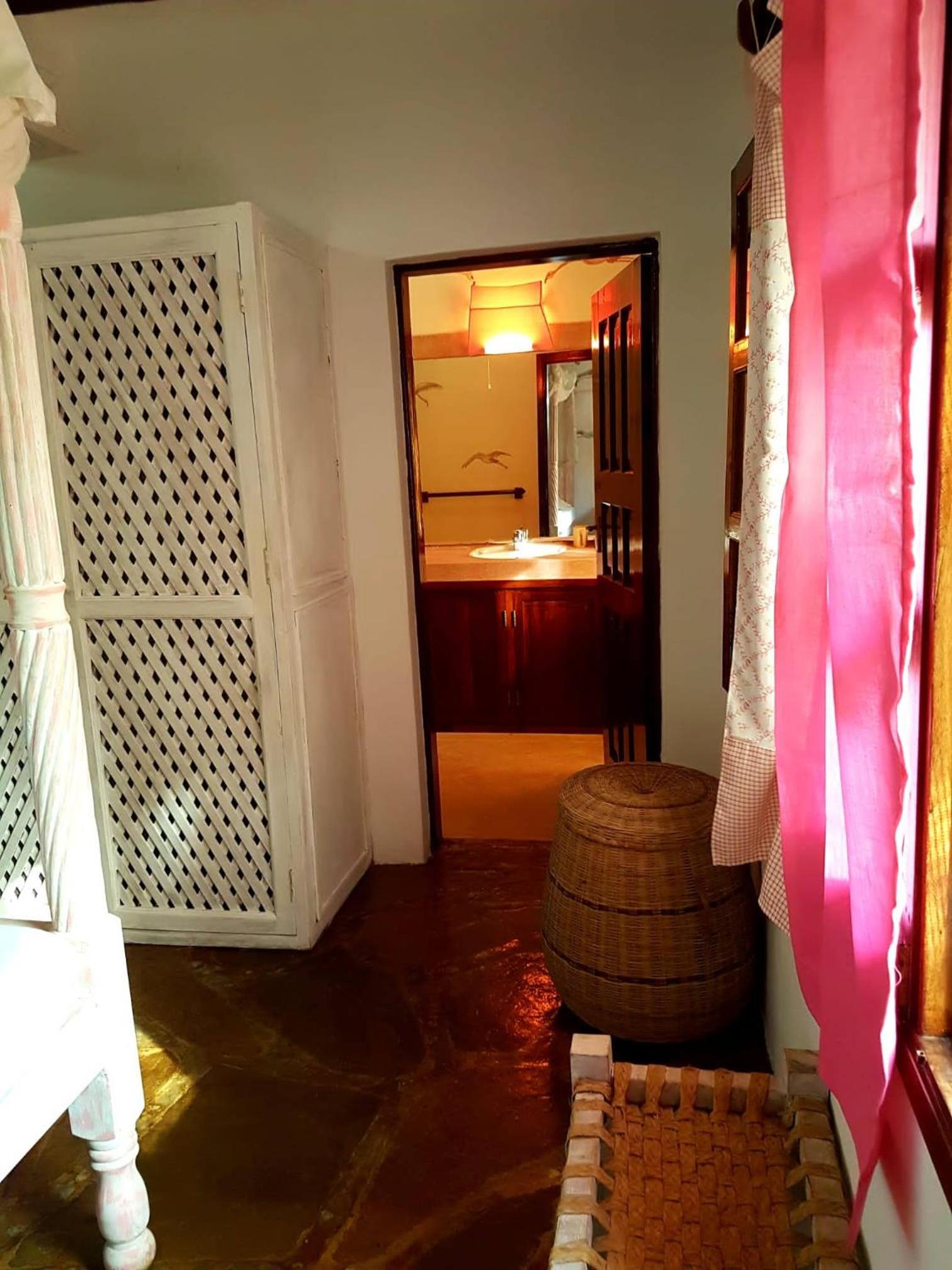 Triple Room - Photo 18