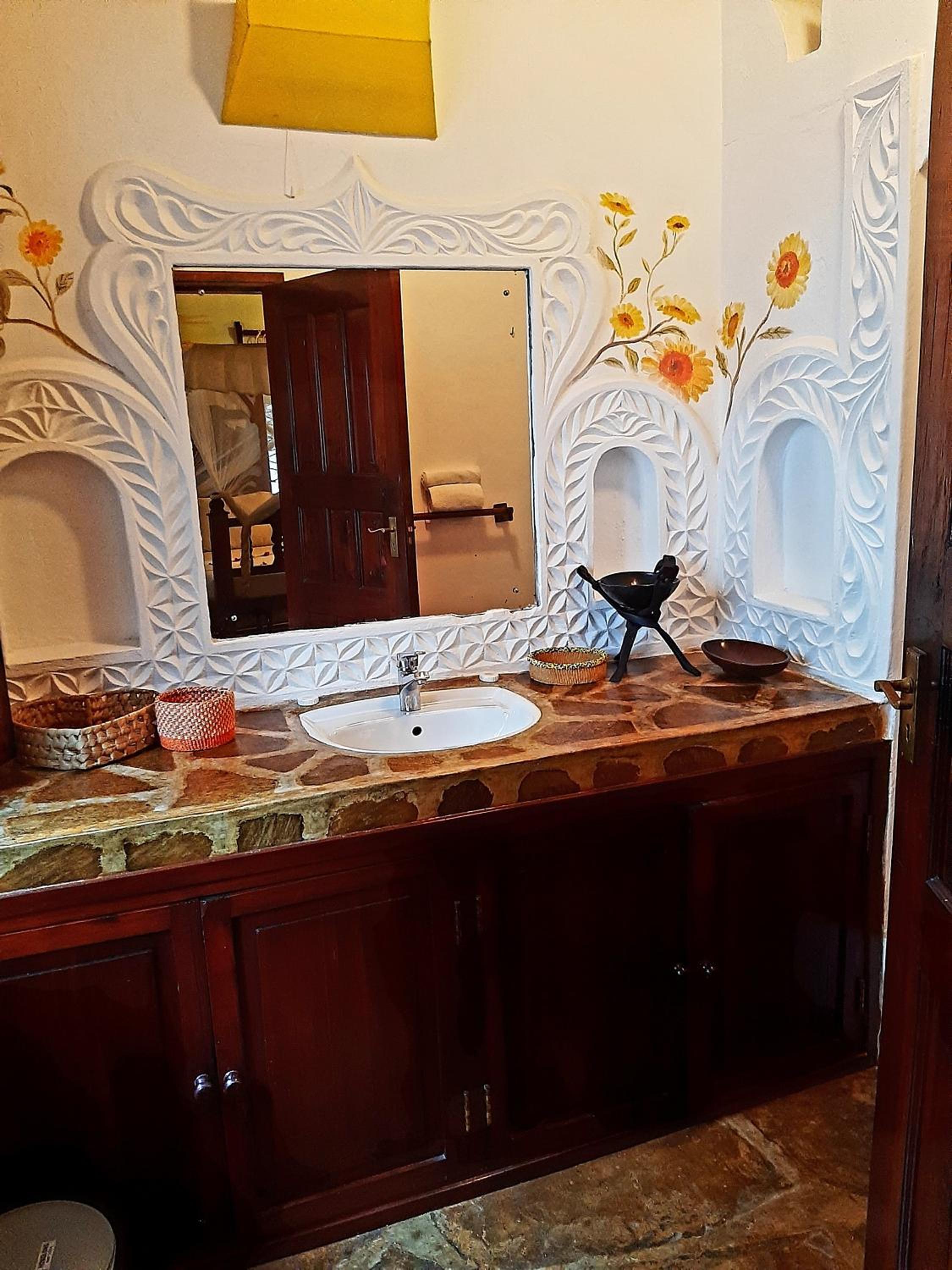 Standard Double Room - Photo 20