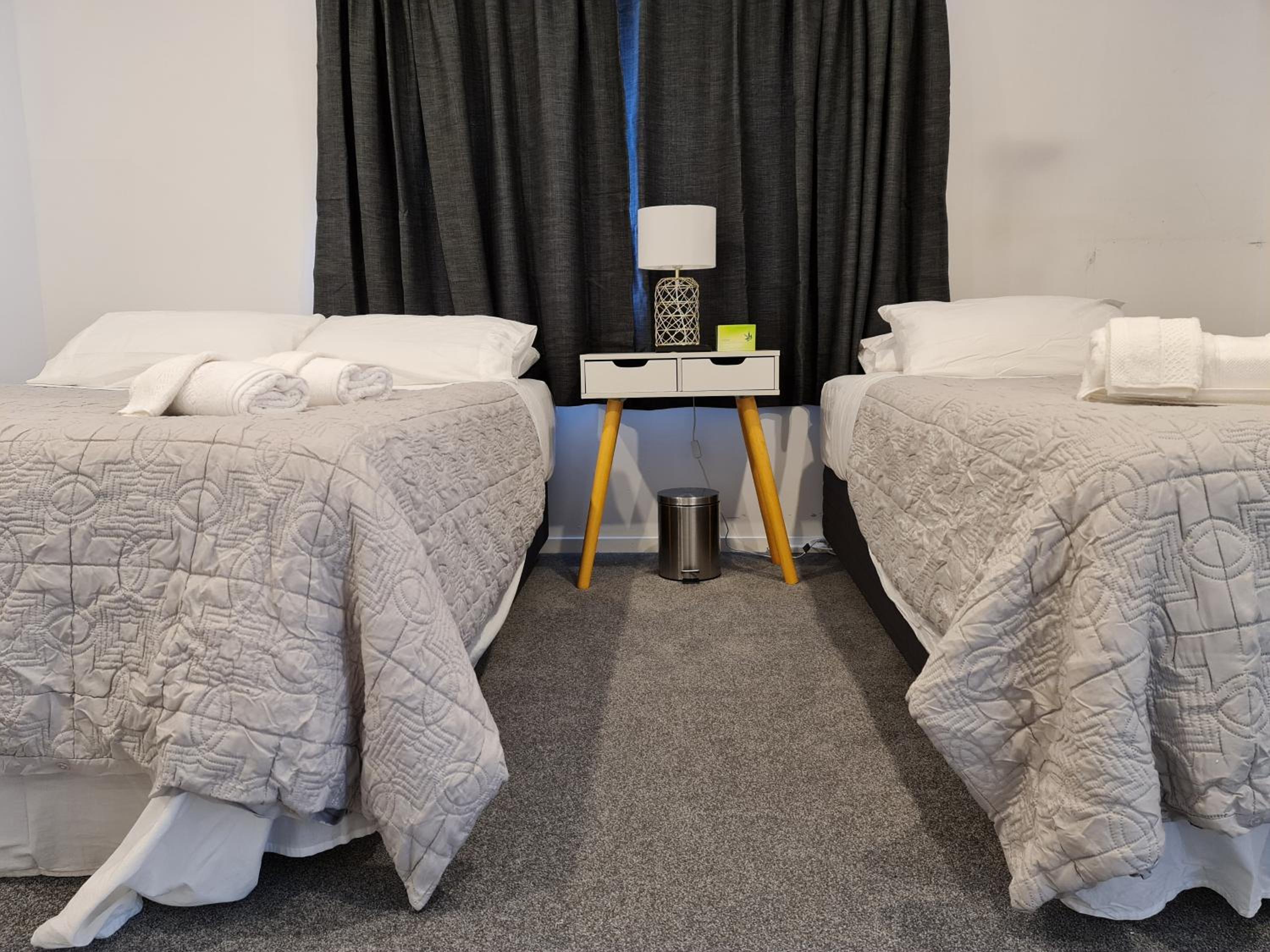 Basic Triple Room with Shared Bathroom photo 1