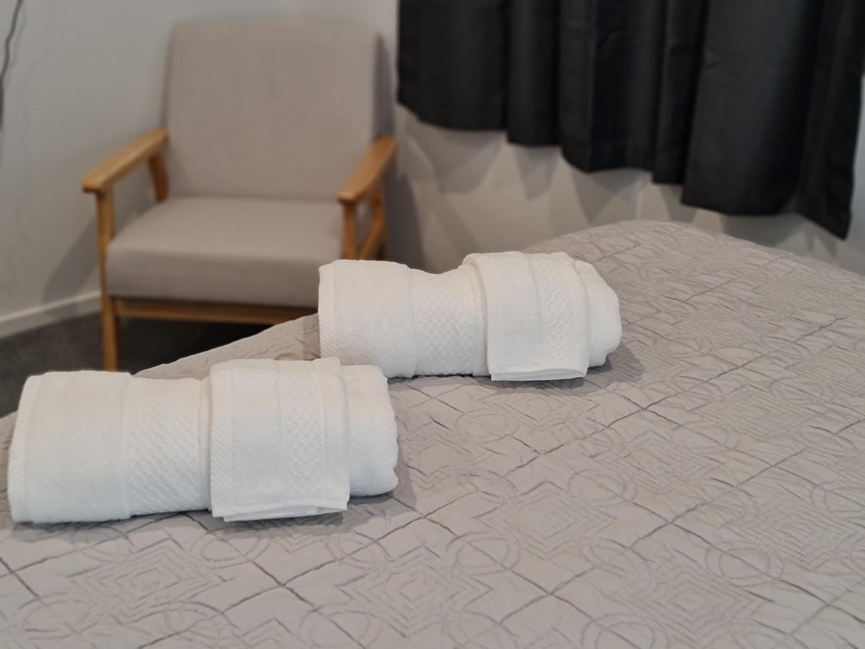Double Room with Shared Bathroom photo 2