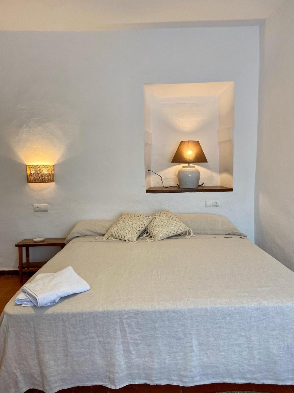 Large Double Room photo 3