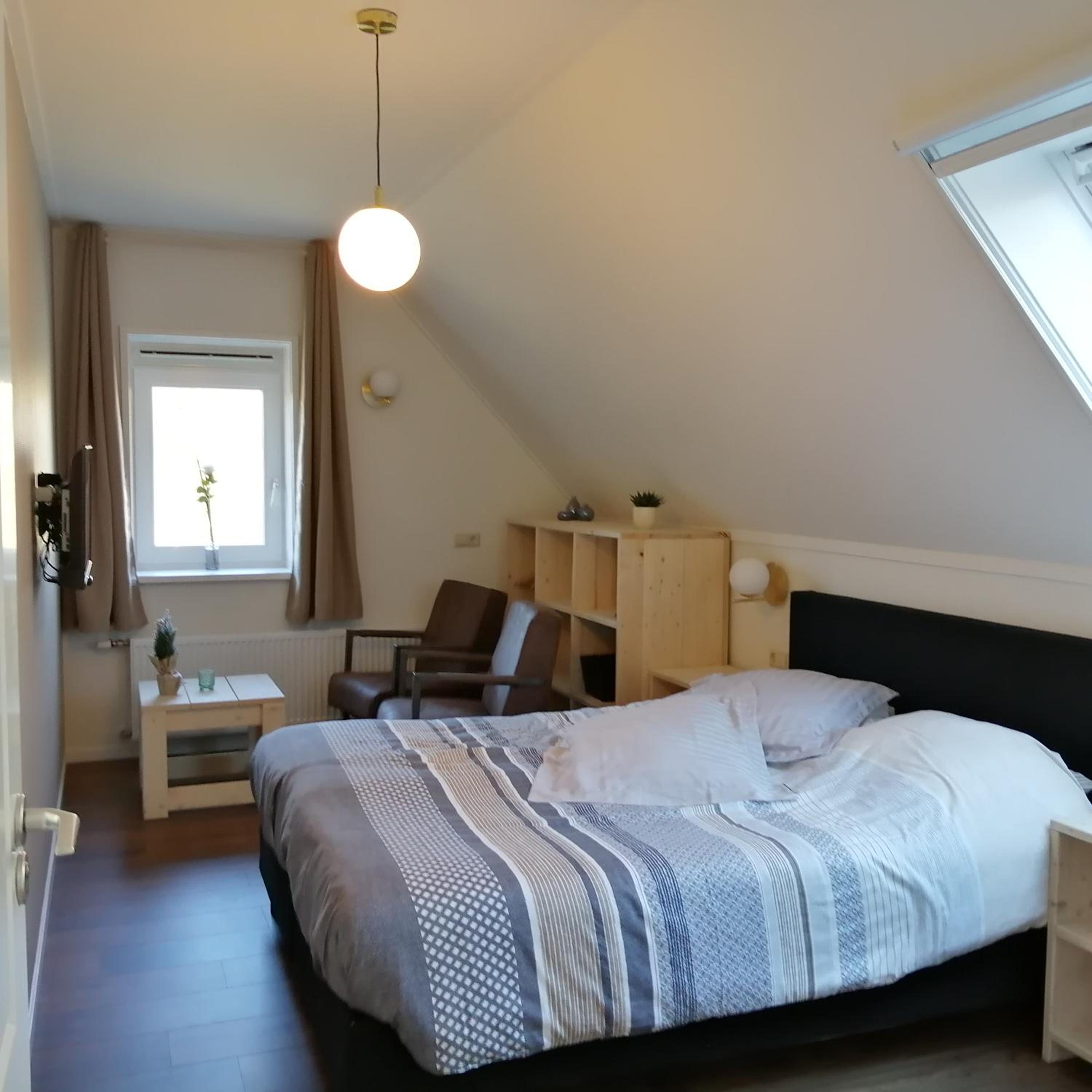 Double Room With Private Bathroom photo 1