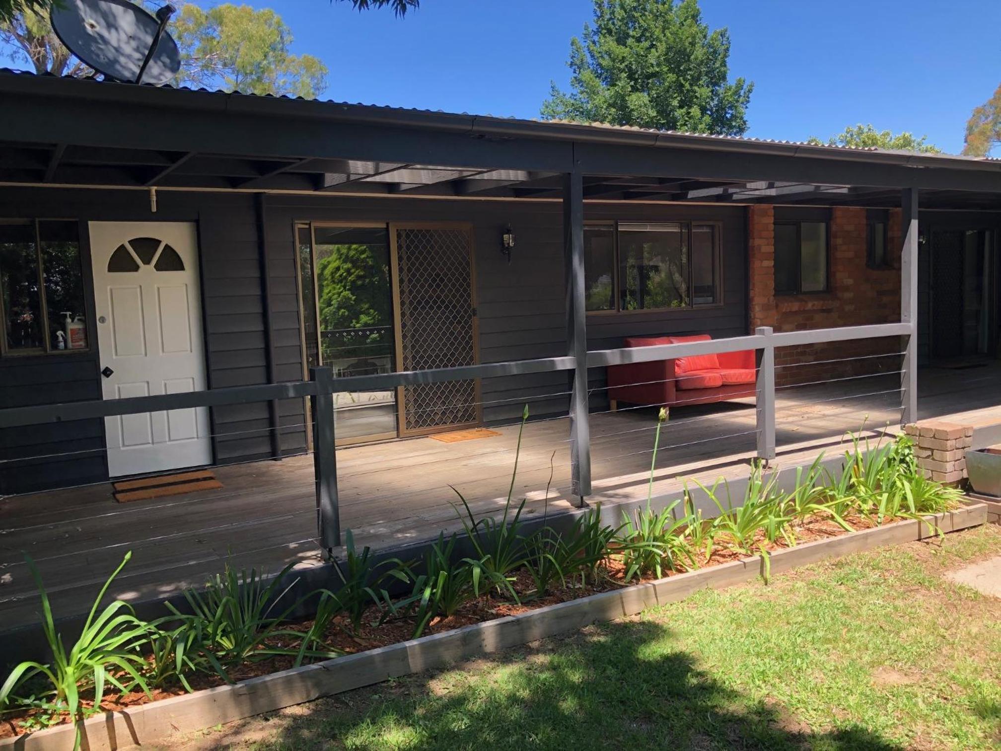 Three-Bedroom House photo 1