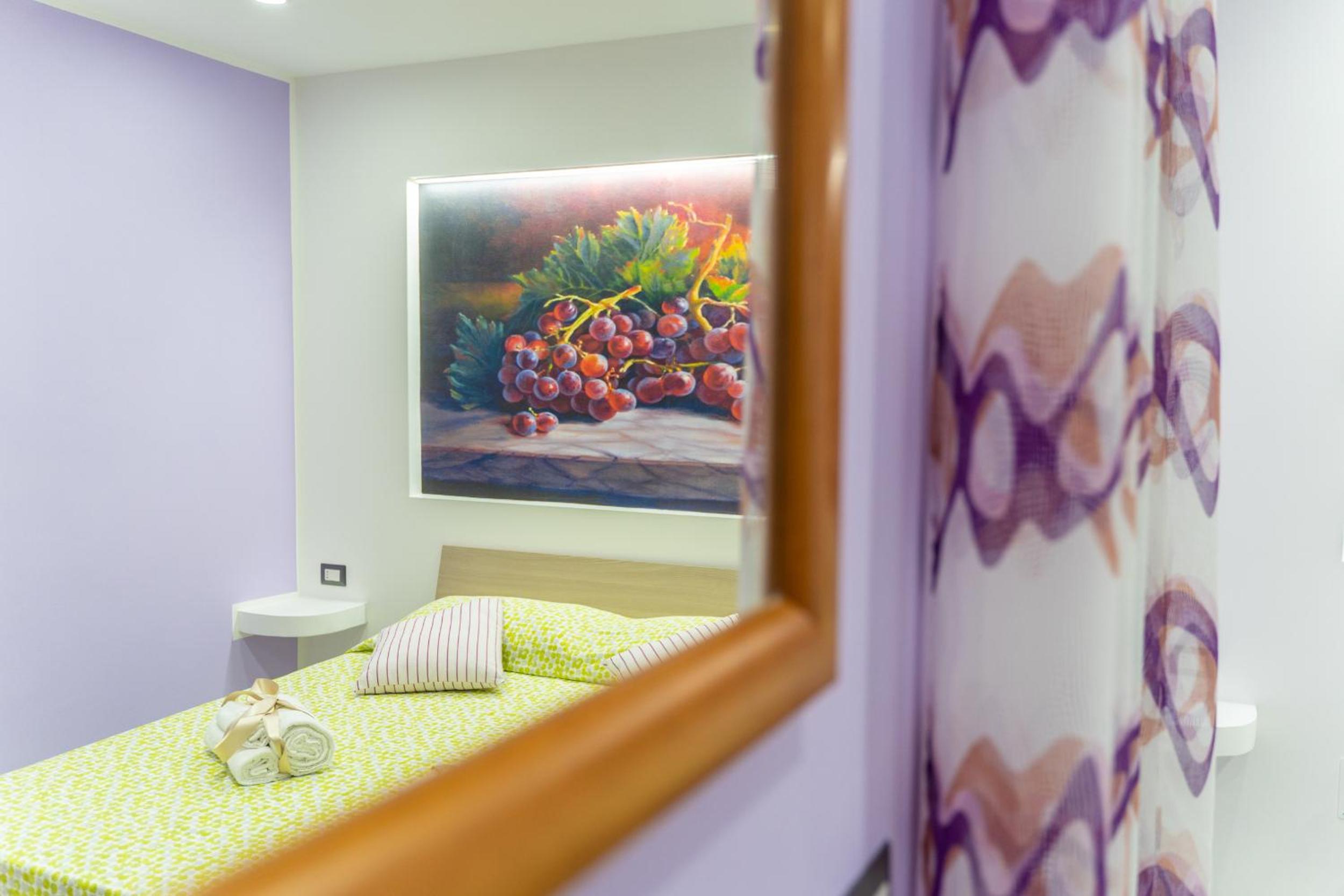 Two-Bedroom House - Photo 19