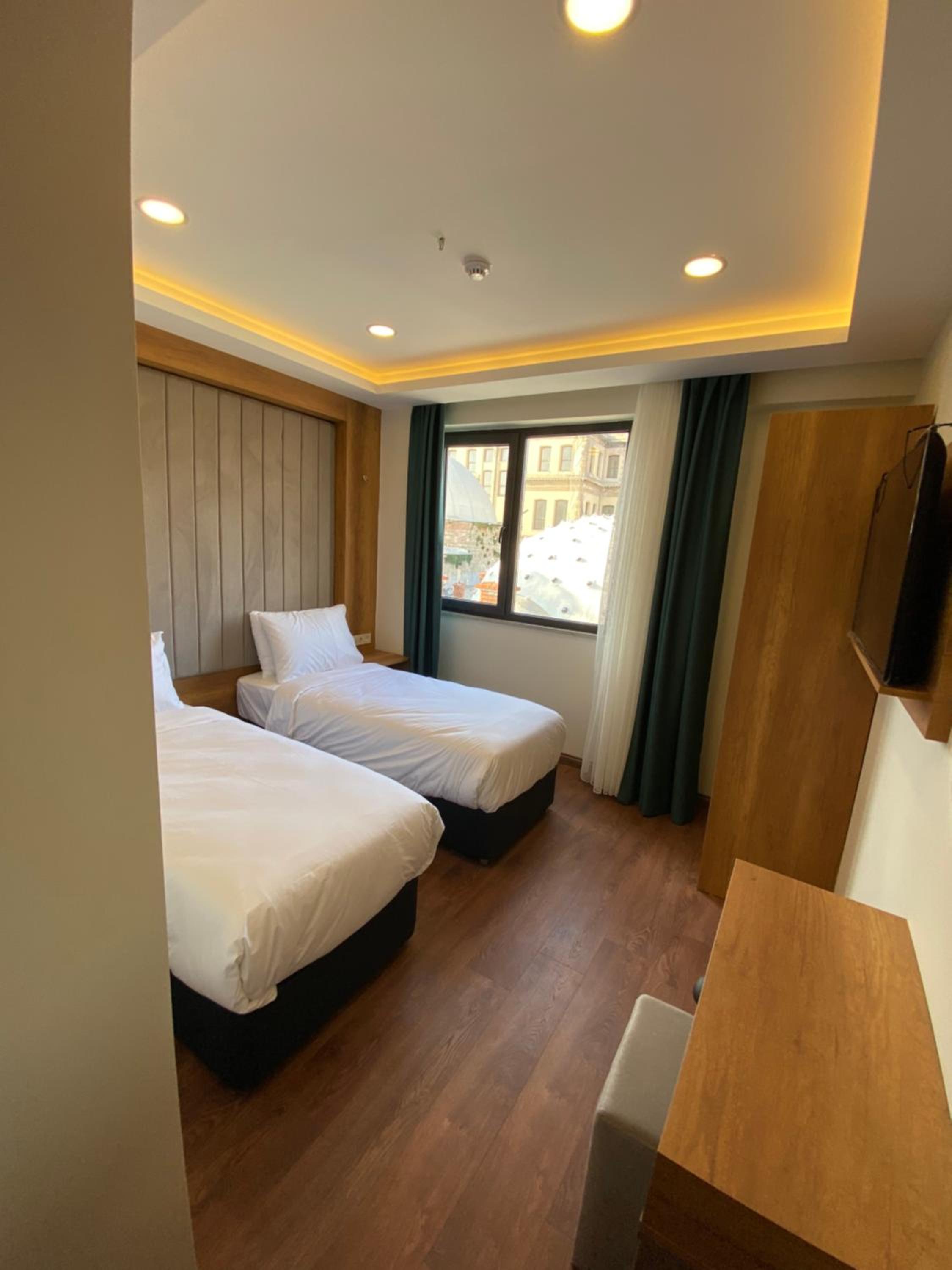 Standard Twin Room photo 1