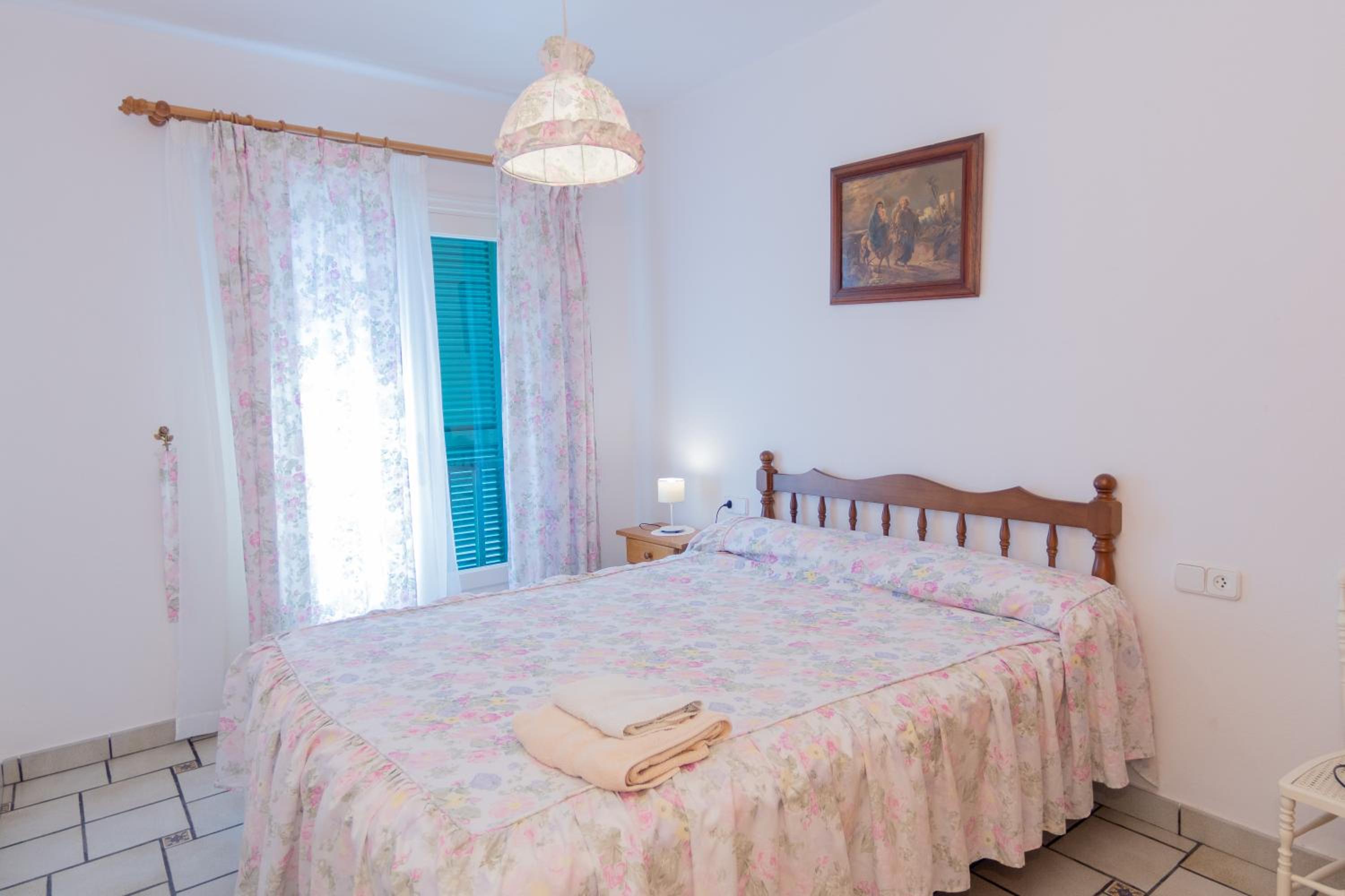 Casa de cuatro habitaciones
