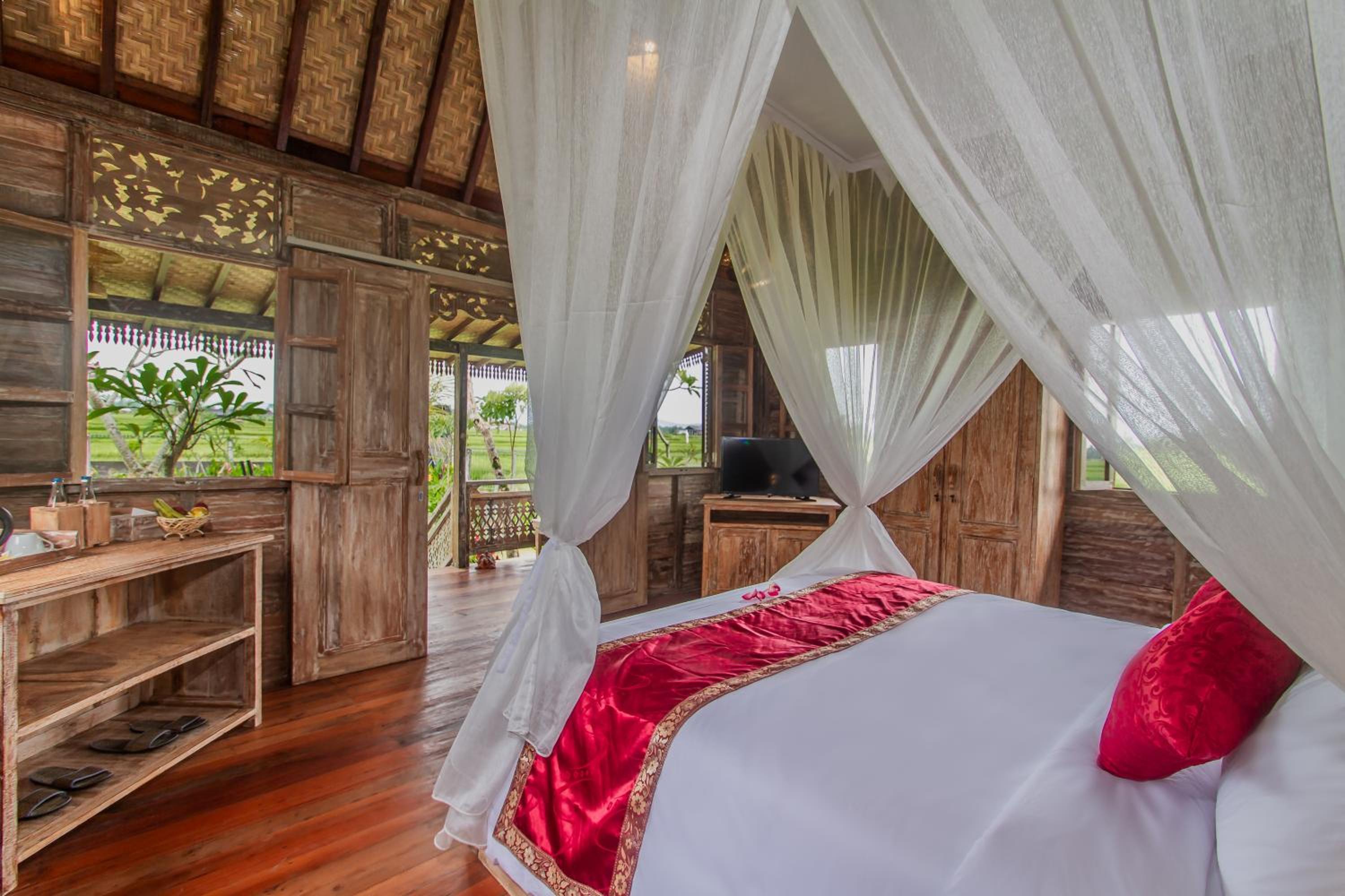 Suite with Garden View - Photo 11