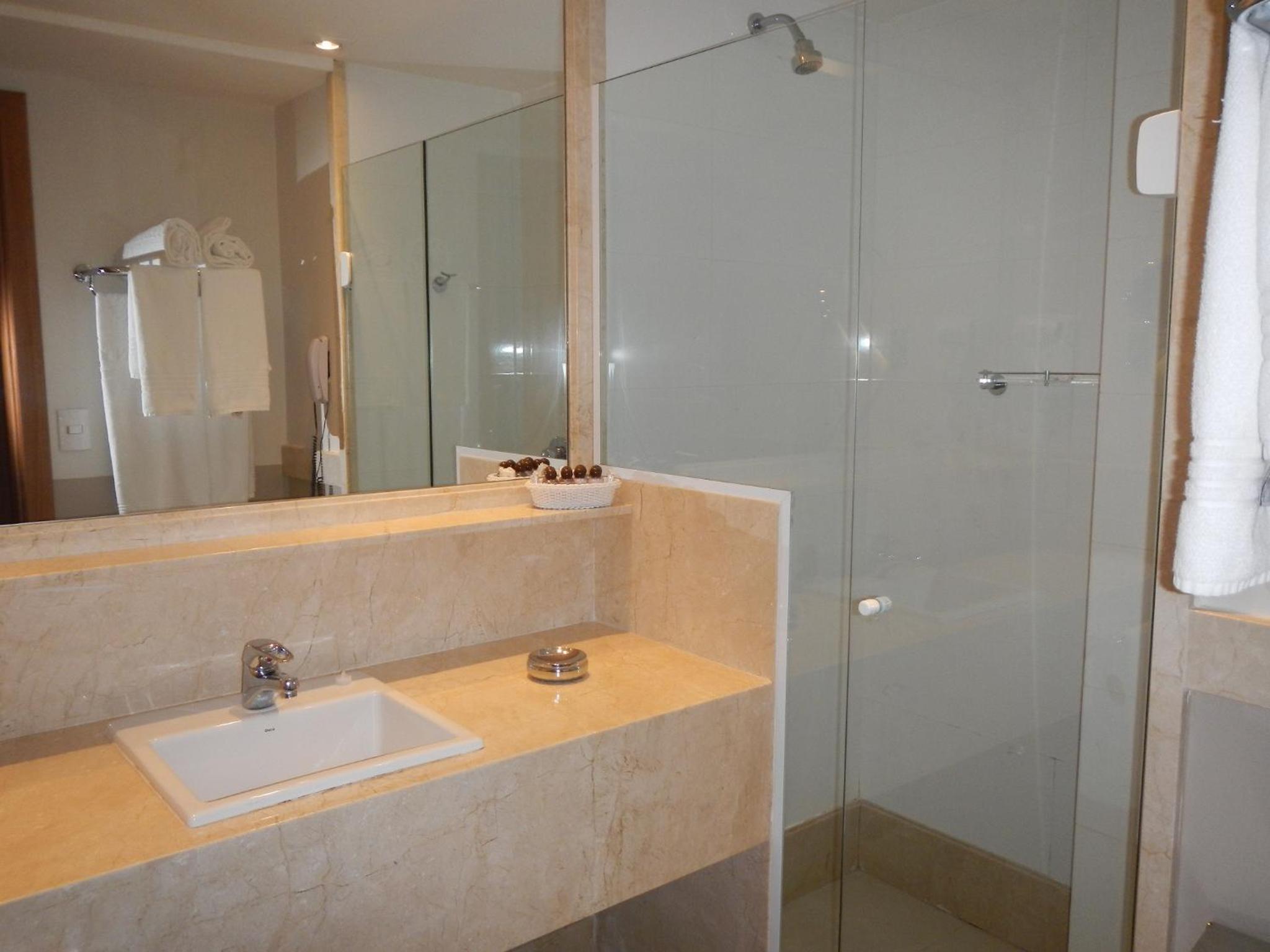 Deluxe Quadruple Room - Photo 3