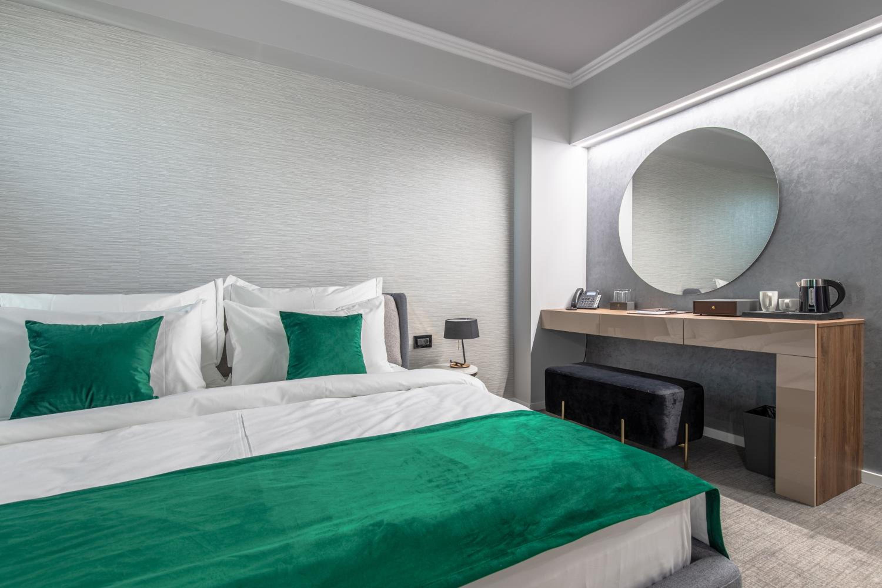 Double Room - Photo 11