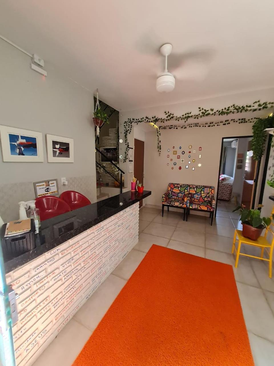 Suite - Photo 1