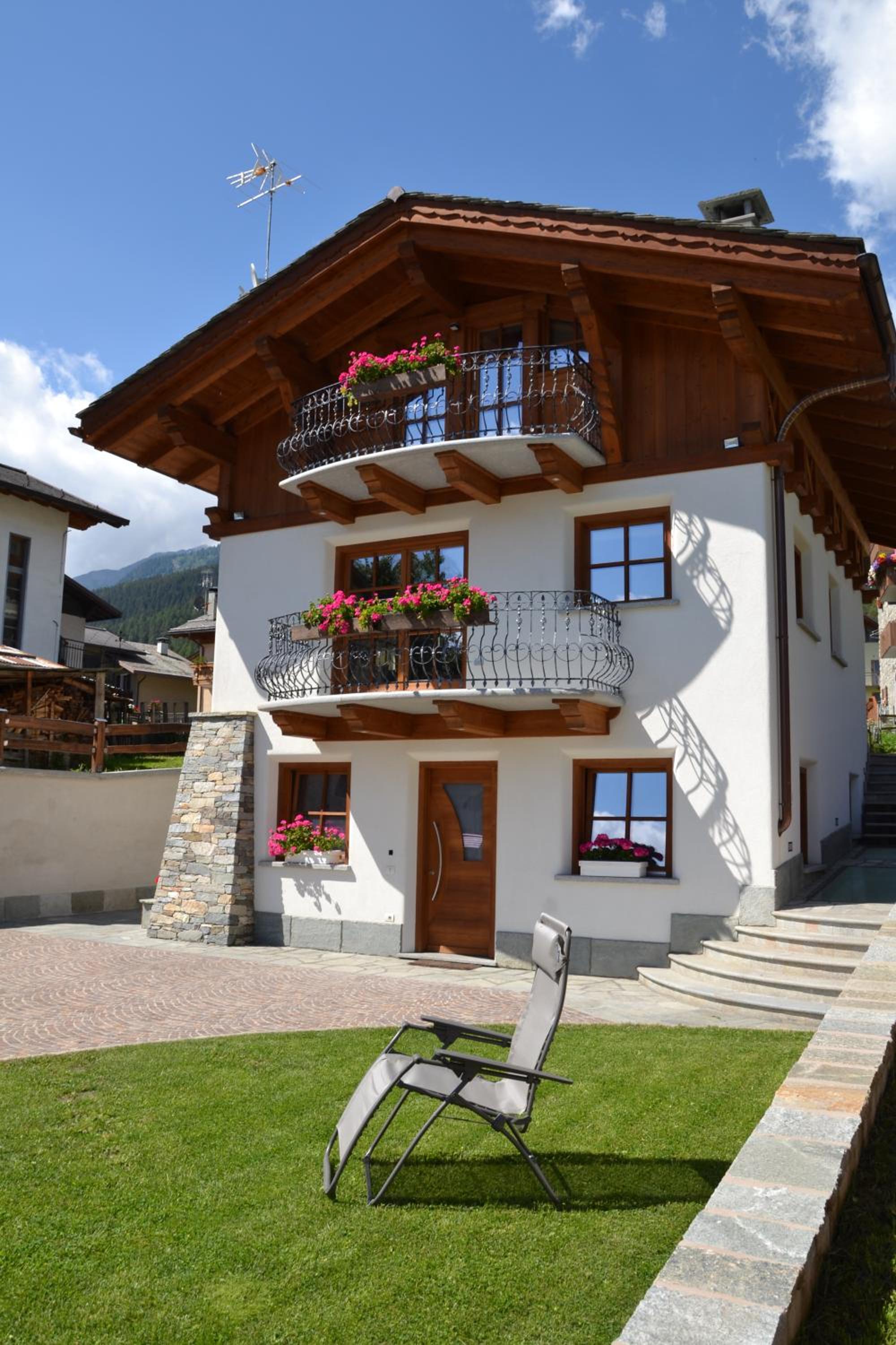 Two-Bedroom Chalet photo 2